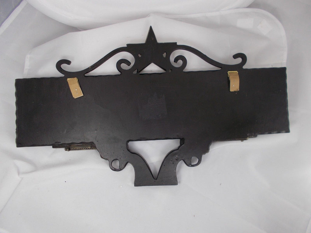 HL007 Double Pistol Resin Welcome Sign