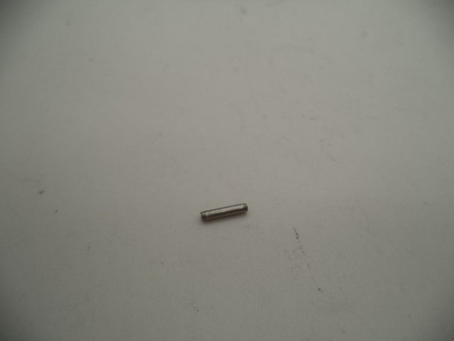S&W Model 910 Extractor Pin 91020 - 9mm Used Part