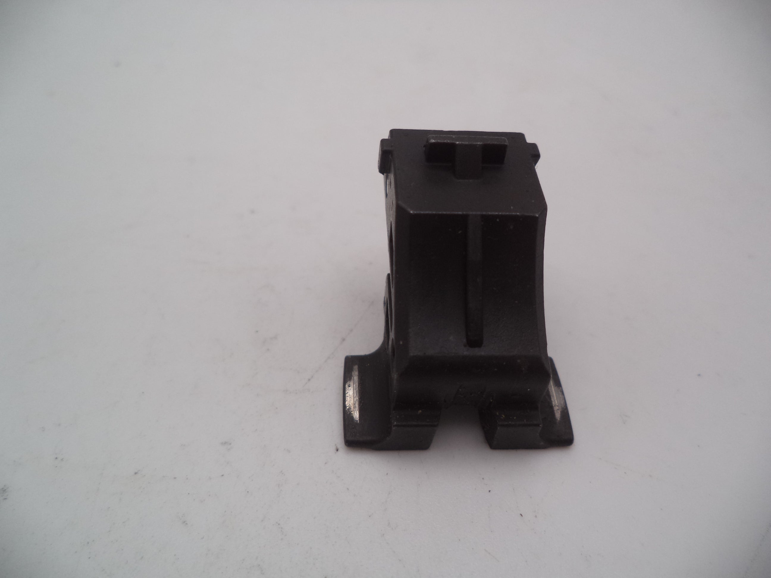 MP903C Smith & Wesson Pistol M&P Trigger Bar Assembly With Spring  Used Part 9mm