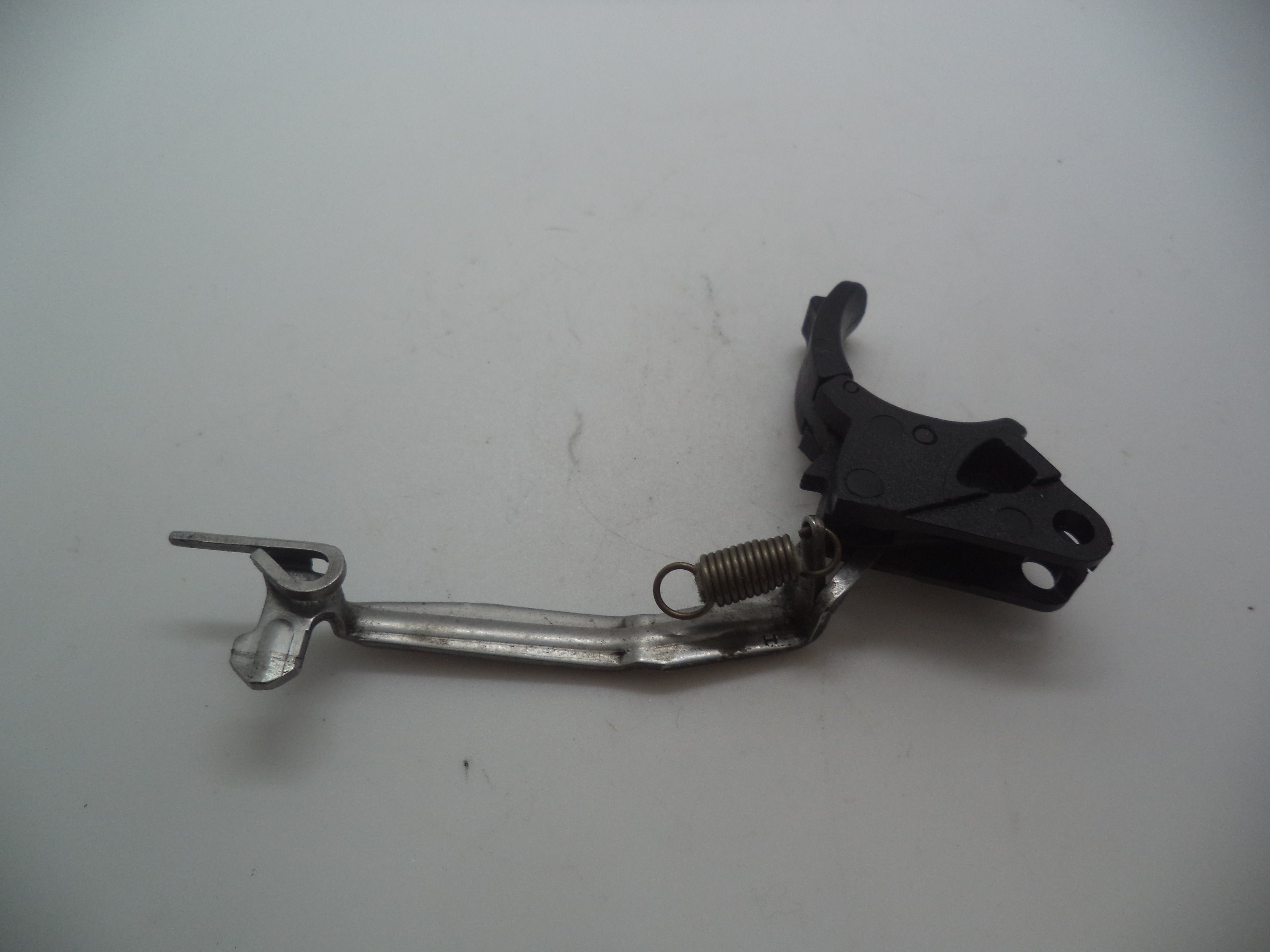 MP4501B Smith & Wesson Pistol M&P 45 Trigger Bar Assembly Used Part .45 S&W