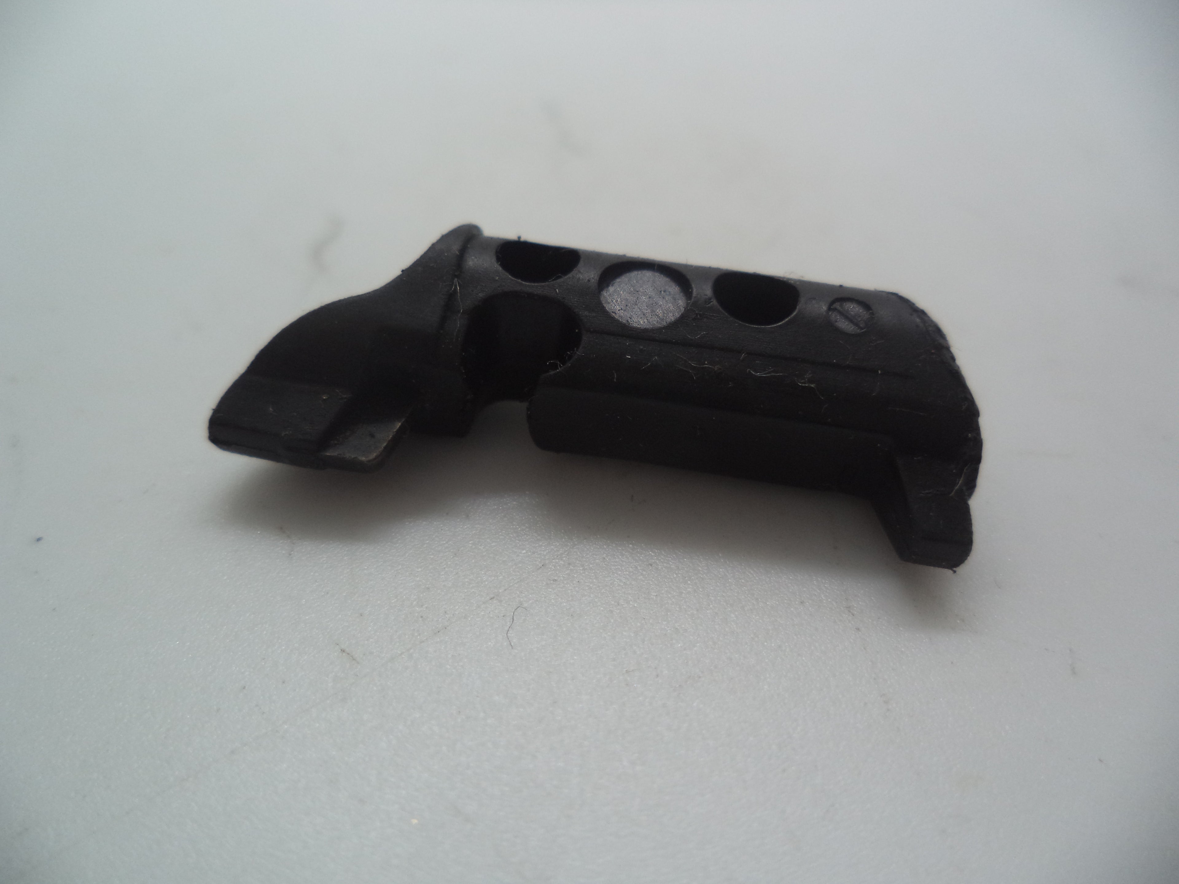 MP4504B Smith & Wesson Pistol M&P 45 Magazine Catch Used Part .45 S&W