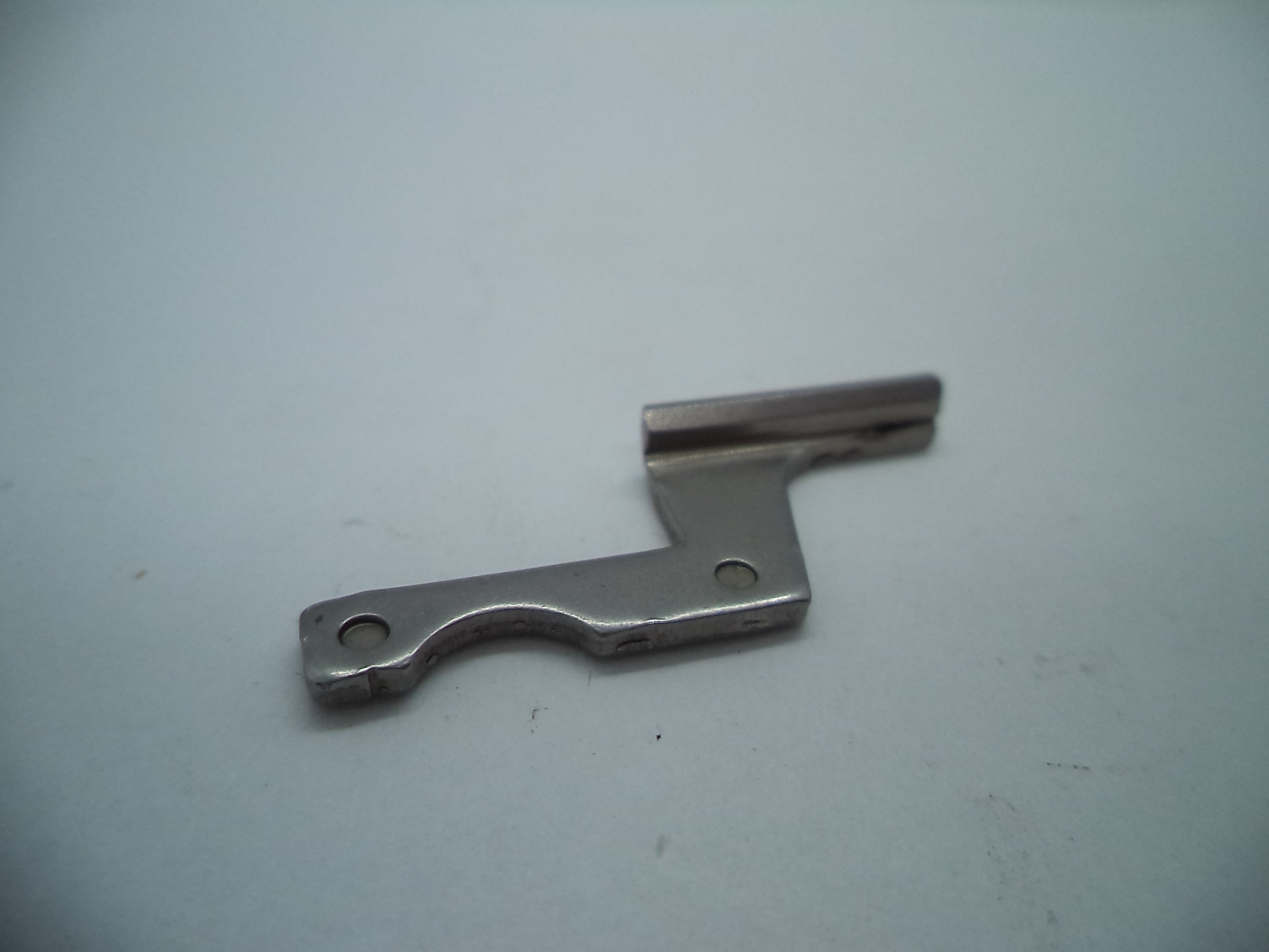 Smith & Wesson M&P 9 Full Size 1.0 Ejector - 9mm - Used OEM Part