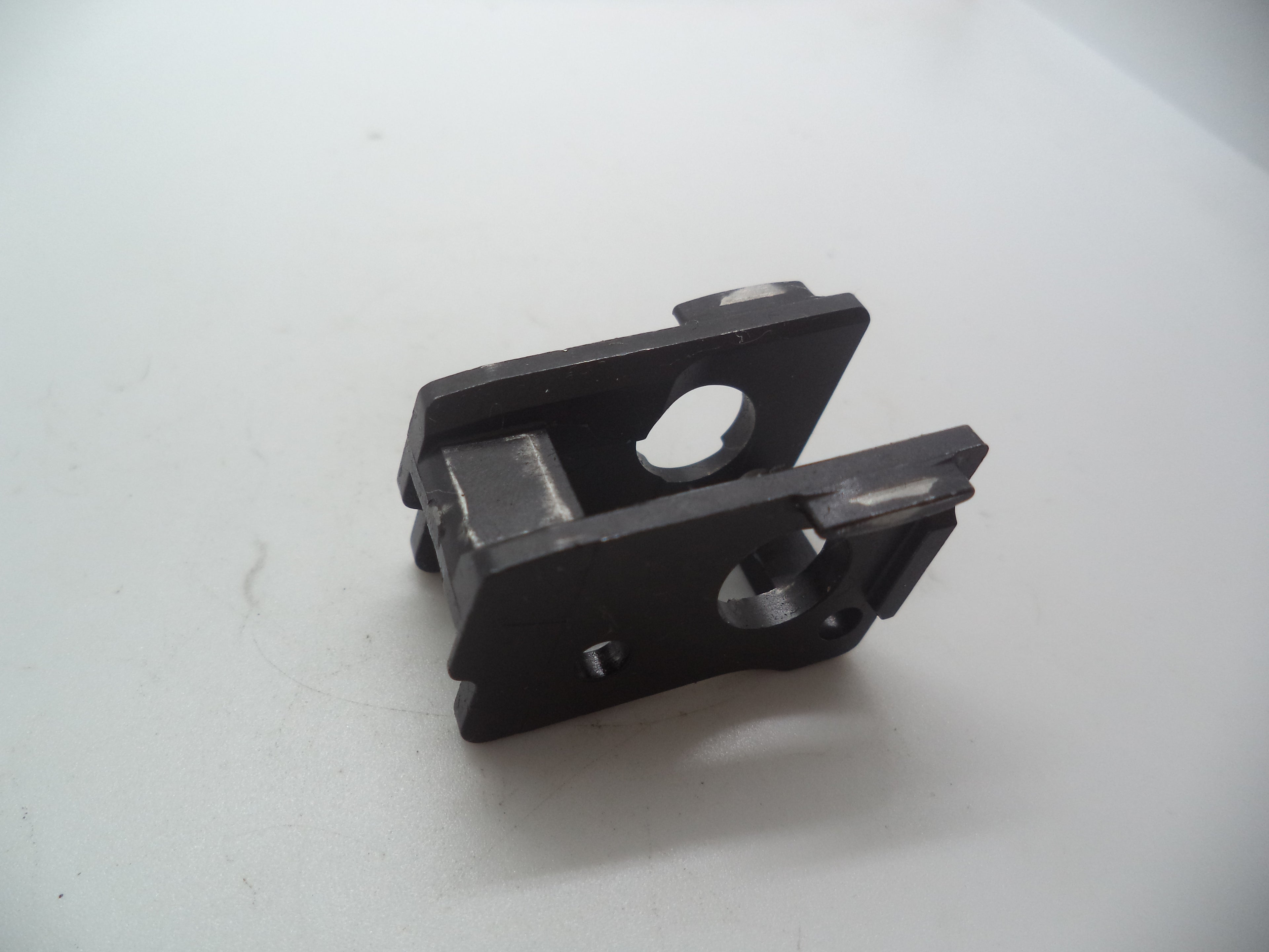 MP4502B Smith & Wesson Pistol M&P 45 Locking Block Used Part .45 S&W