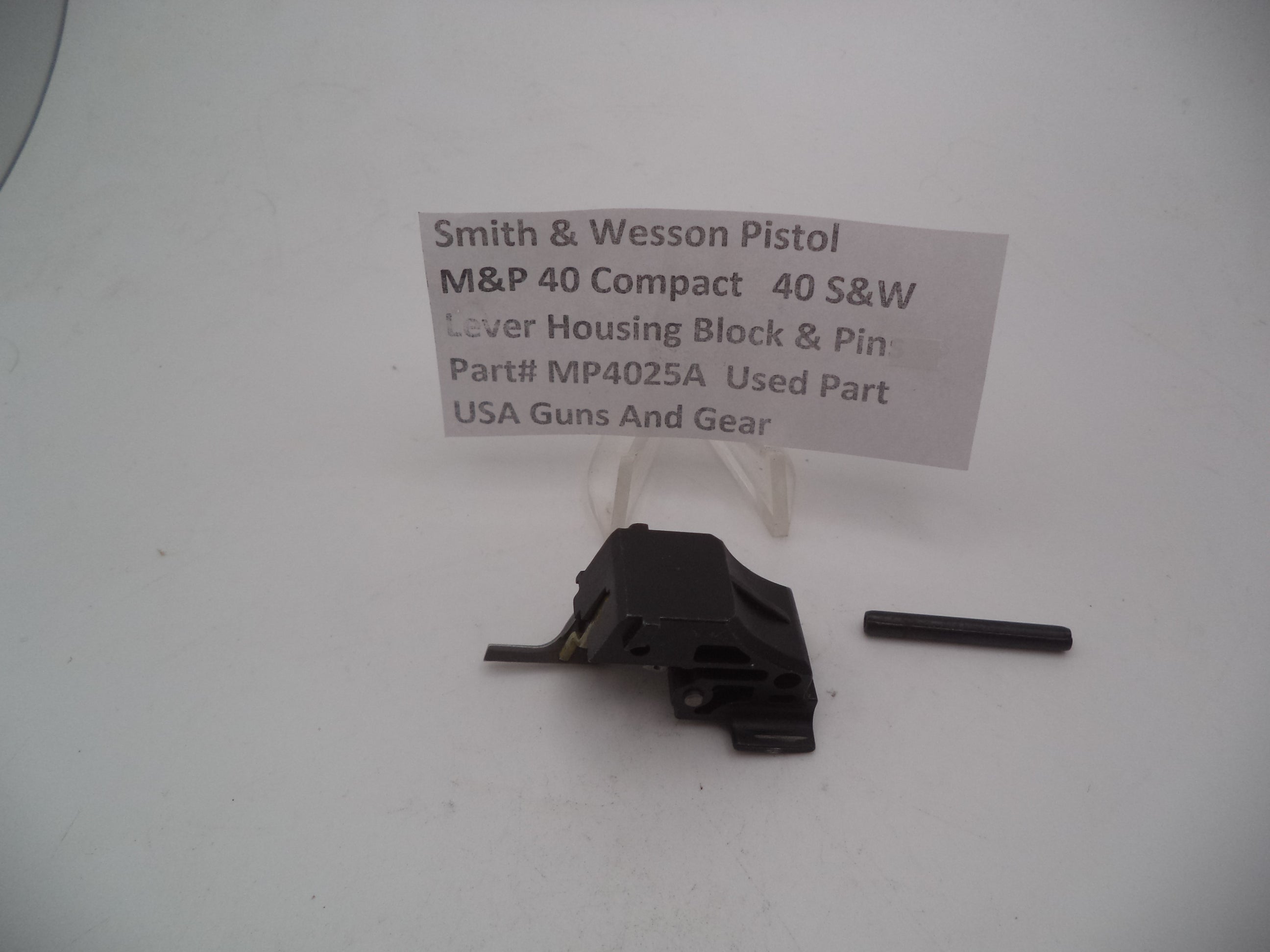 MP4025A Smith & Wesson Pistol M&P 40c Lever Housing Block and Pin Used Part .40 S&W