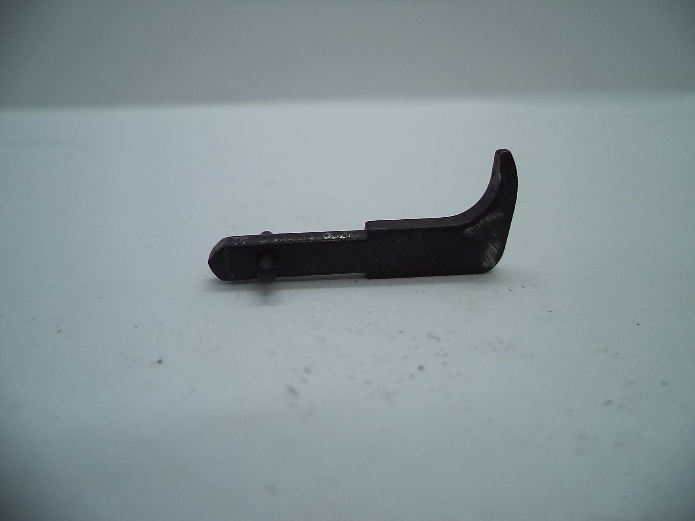 6357U2 Smith & Wesson Pistol Model 39 Disconnector Assembly Used Part 9MM