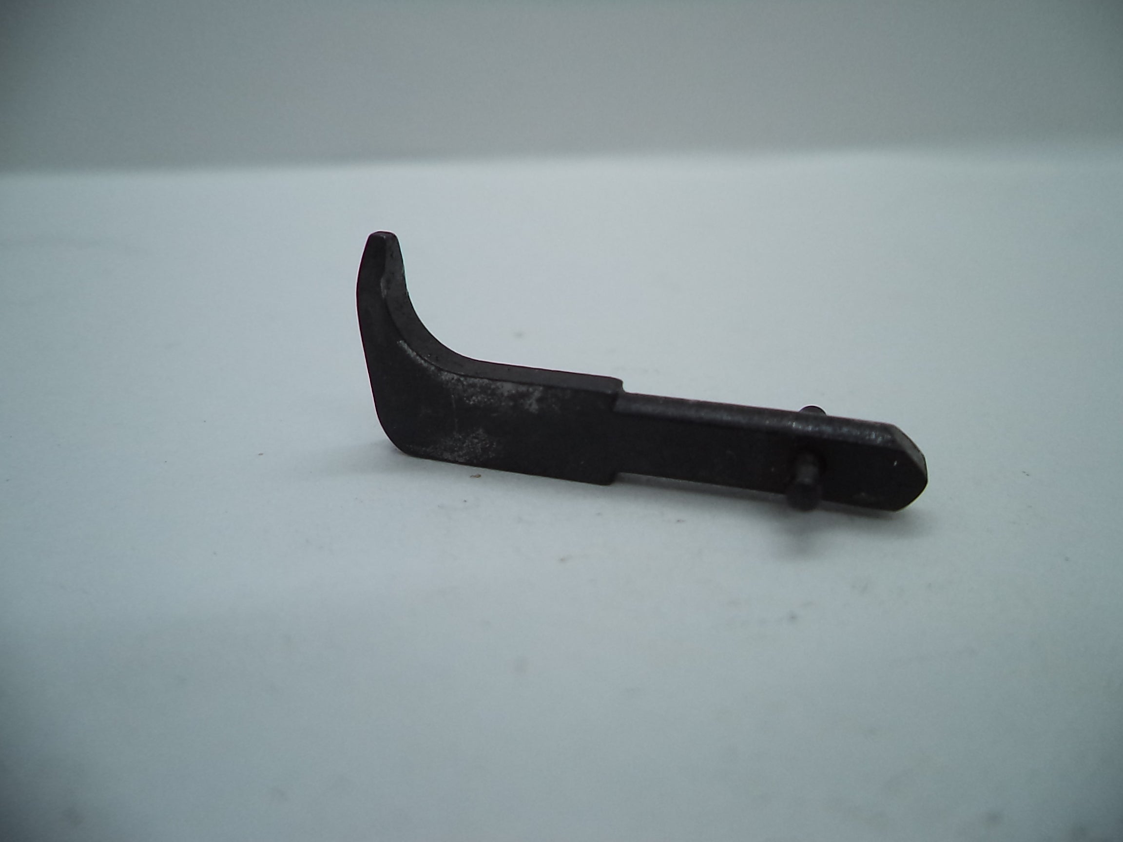 6357U2 Smith & Wesson Pistol Model 39 Disconnector Assembly Used Part 9MM