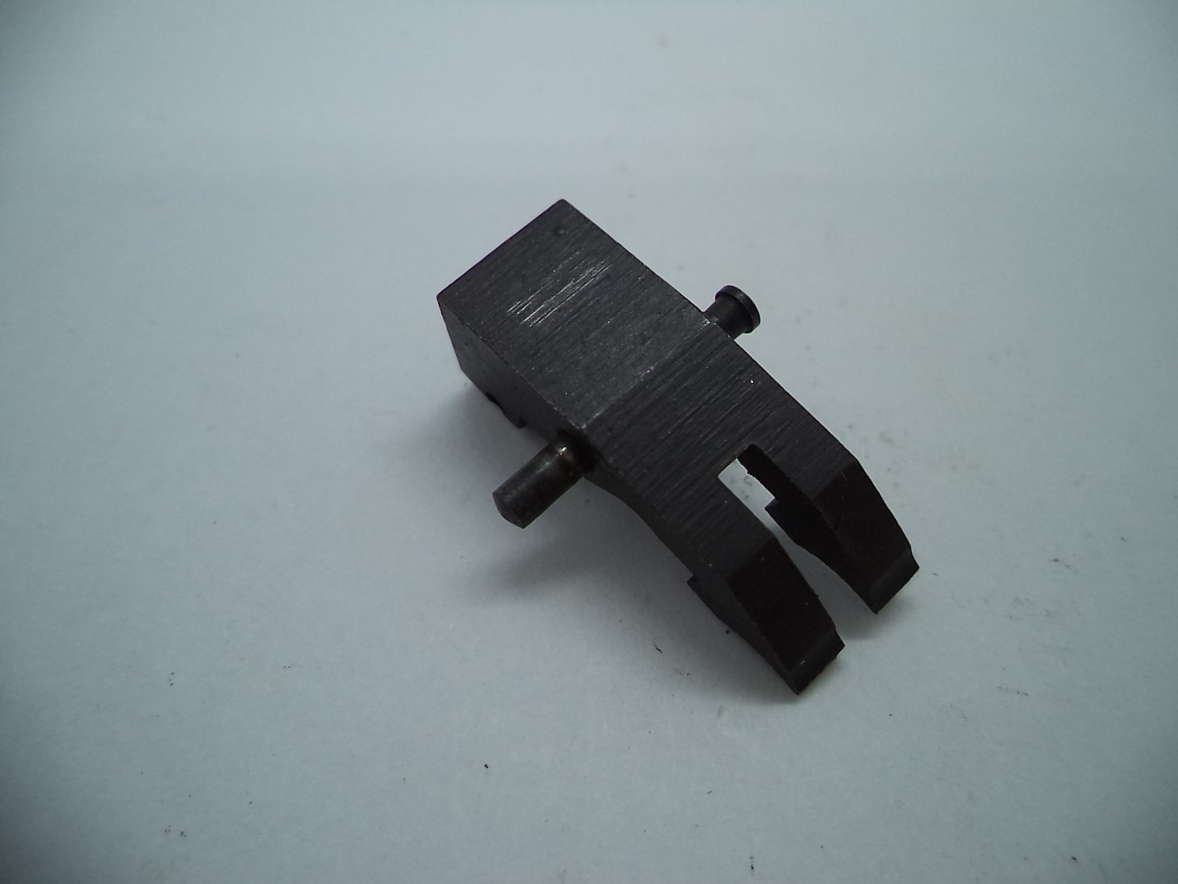 3460U2 Smith & Wesson Pistol Model 39 Lever Assembly & Pin Used Part 9MM