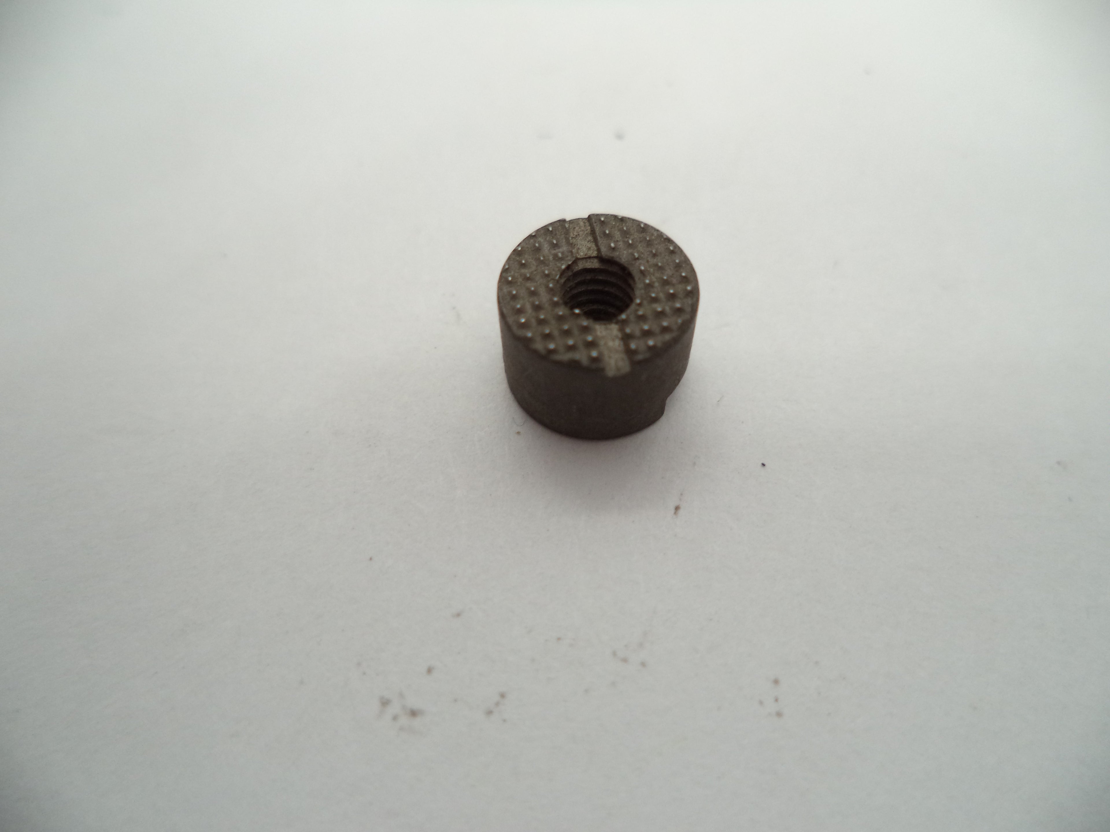 USA Guns And Gear - USA Guns And Gear Auto Pistols - Gun Parts Smith & Wesson - Smith & Wesson