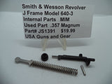 JS1391 Smith & Wesson J Frame Model 640-3 Used Internal Parts .38 Special
