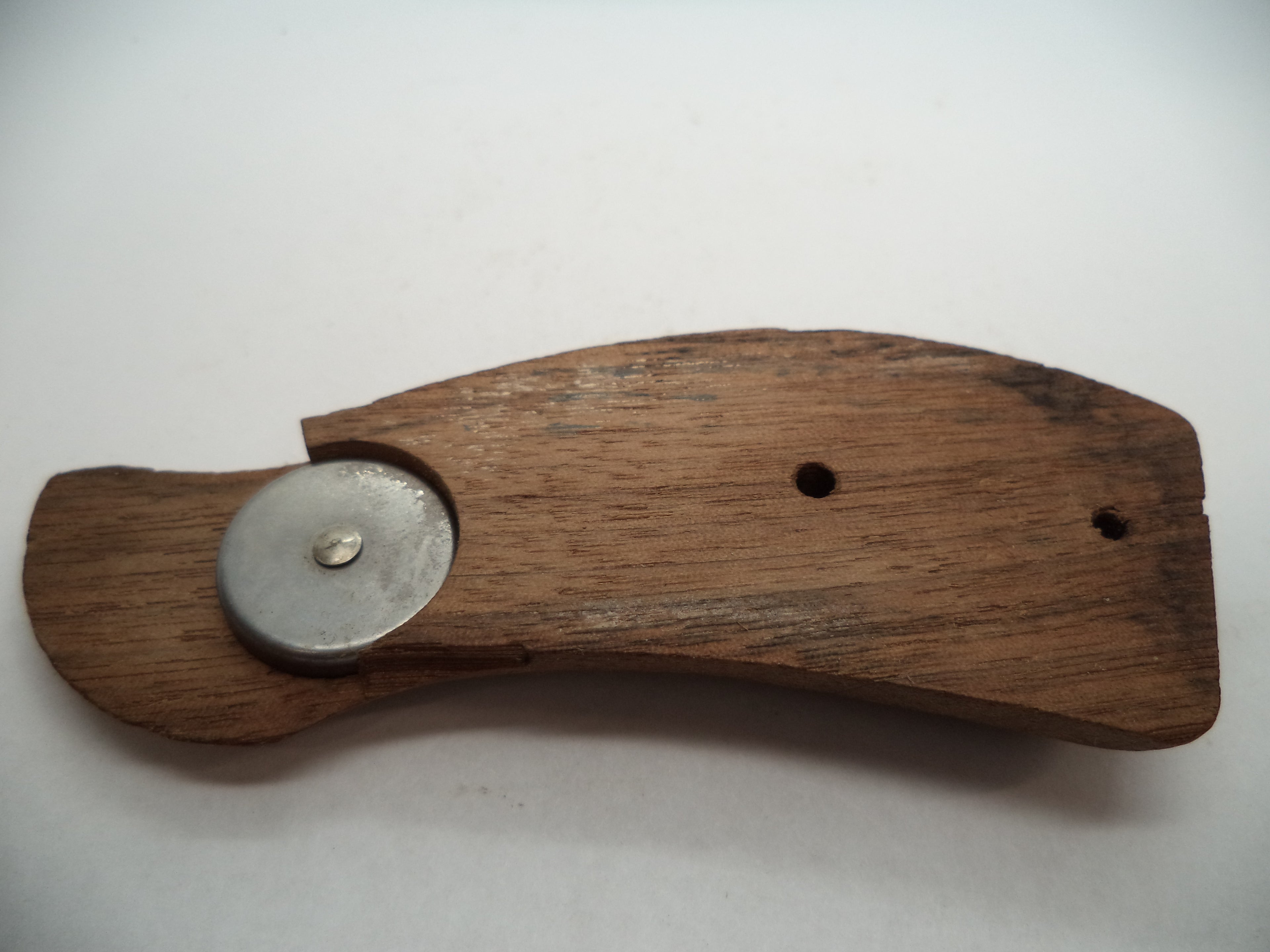 KL22 S&W K & L Frame Round Butt Vintage Wood Pistol Grip Right Side Used Part