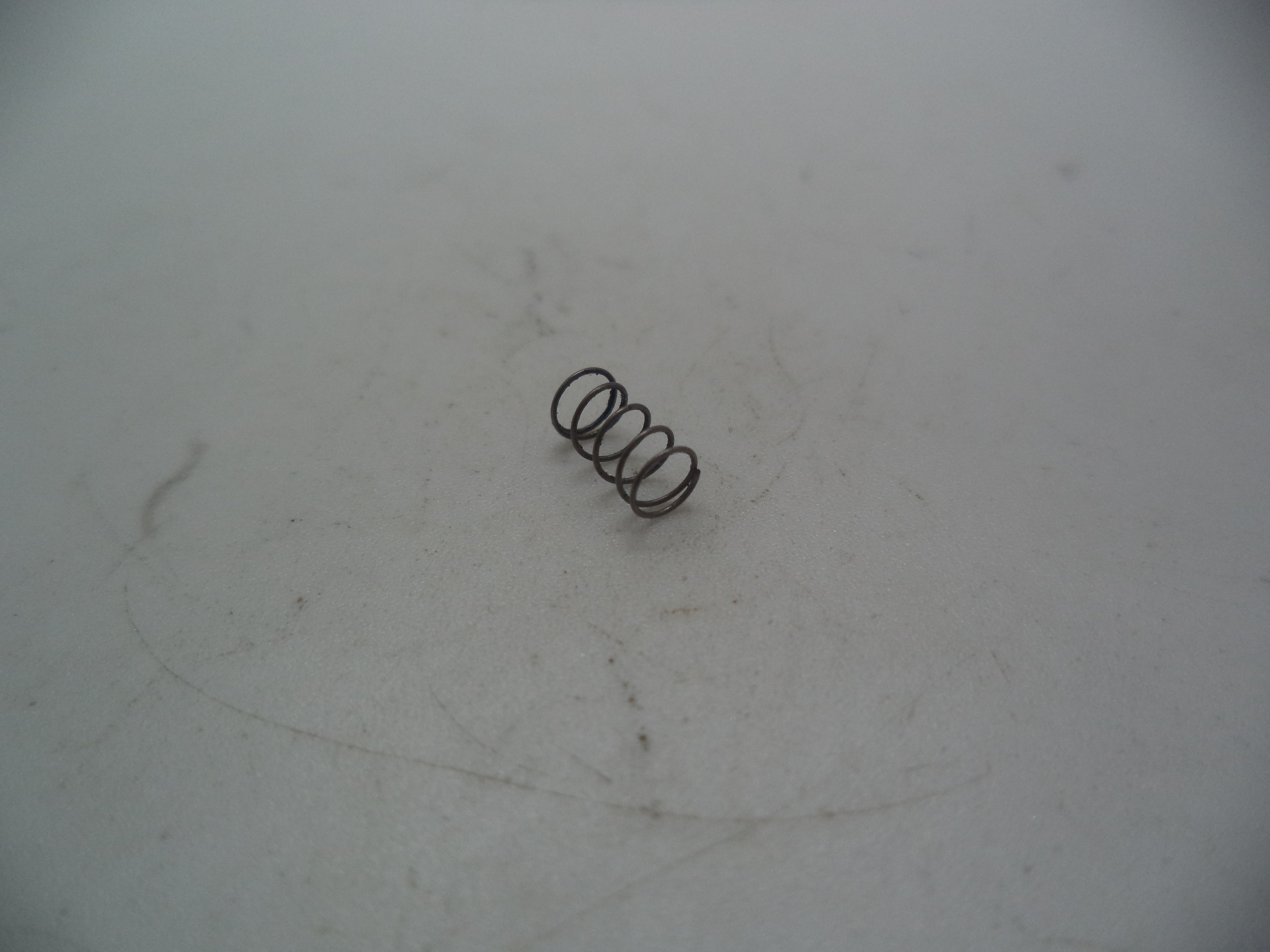 6915 Smith & Wesson Model 6946  9mm  Ejector Spring Used Parts