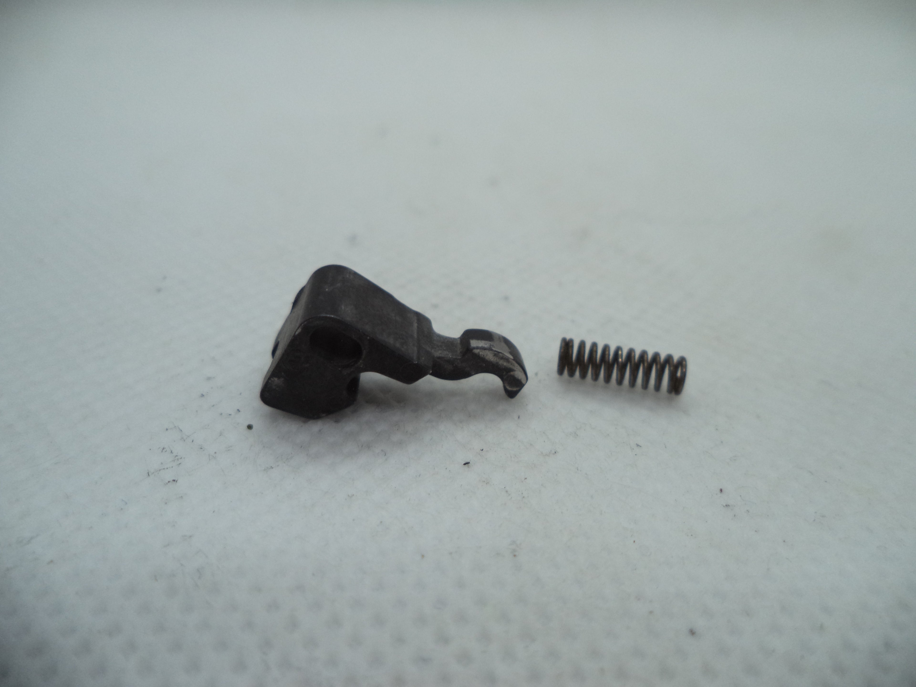 38681 Smith & Wesson L Frame Model 386SC Cylinder Stop & Spring .357 Magnum