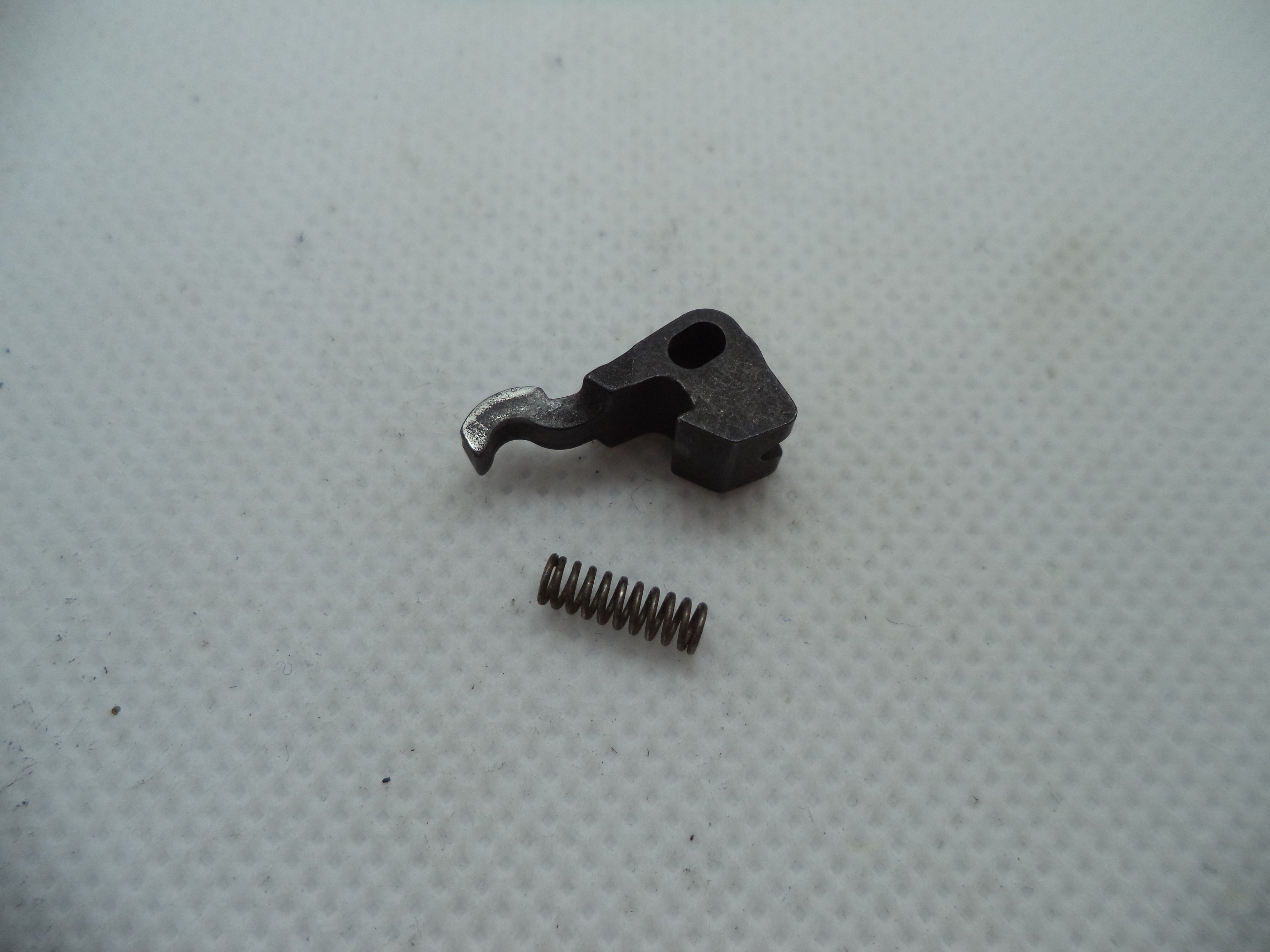 38681 Smith & Wesson L Frame Model 386SC Cylinder Stop & Spring .357 Magnum