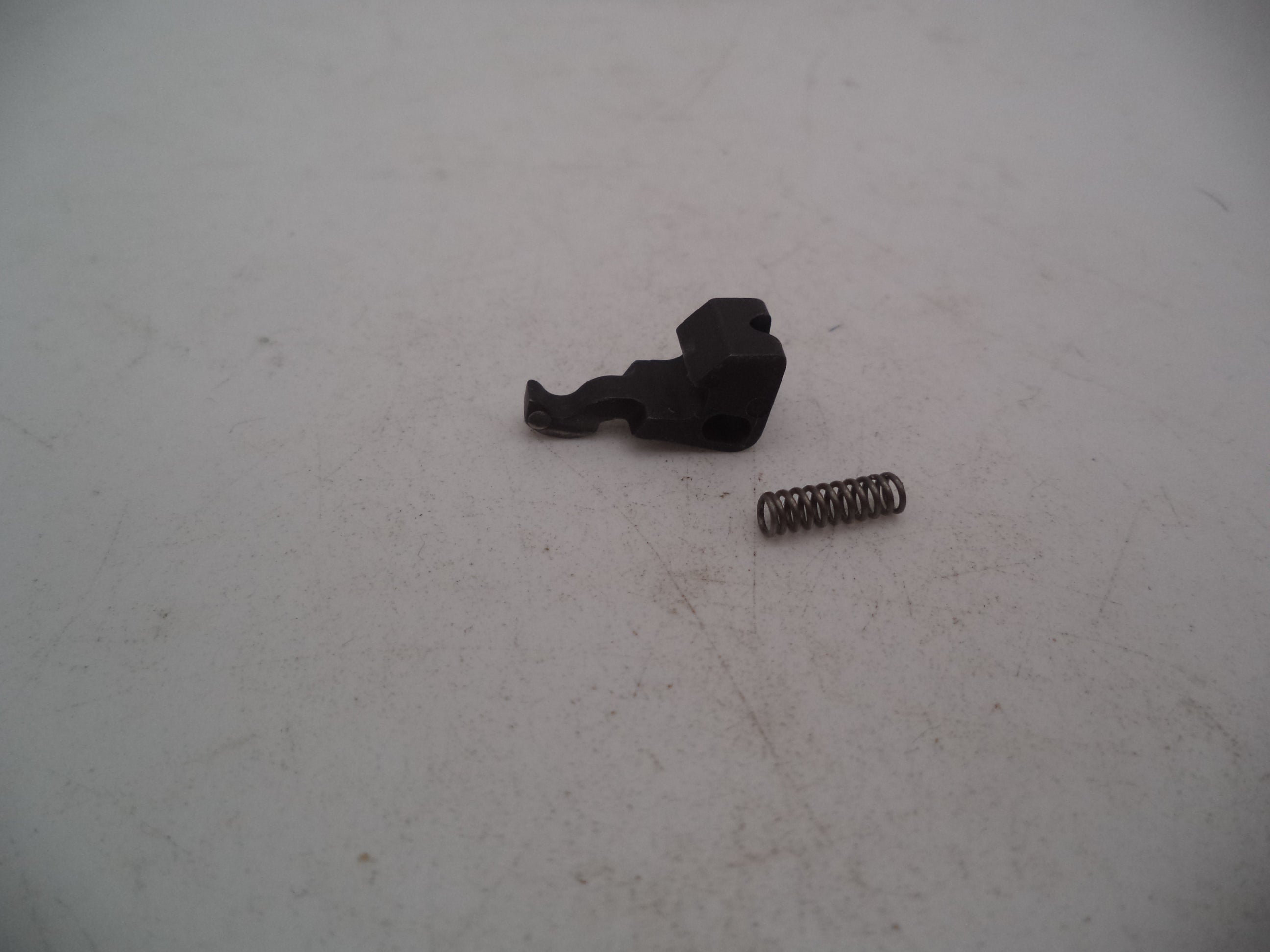 686166 Smith & Wesson L Frame Model 686 SSR Pro Cylinder Stop & Spring