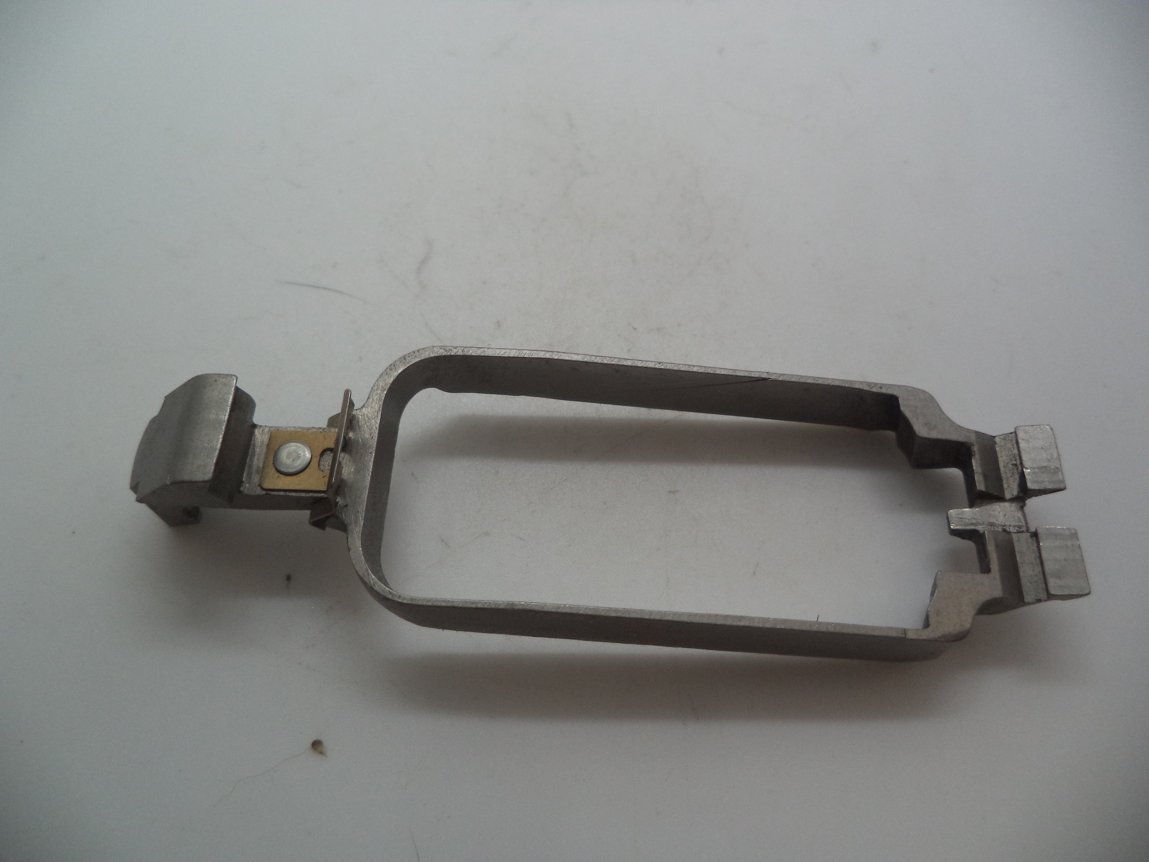 9153 Smith & Wesson Model 915  9mm  Draw Bar Used Parts