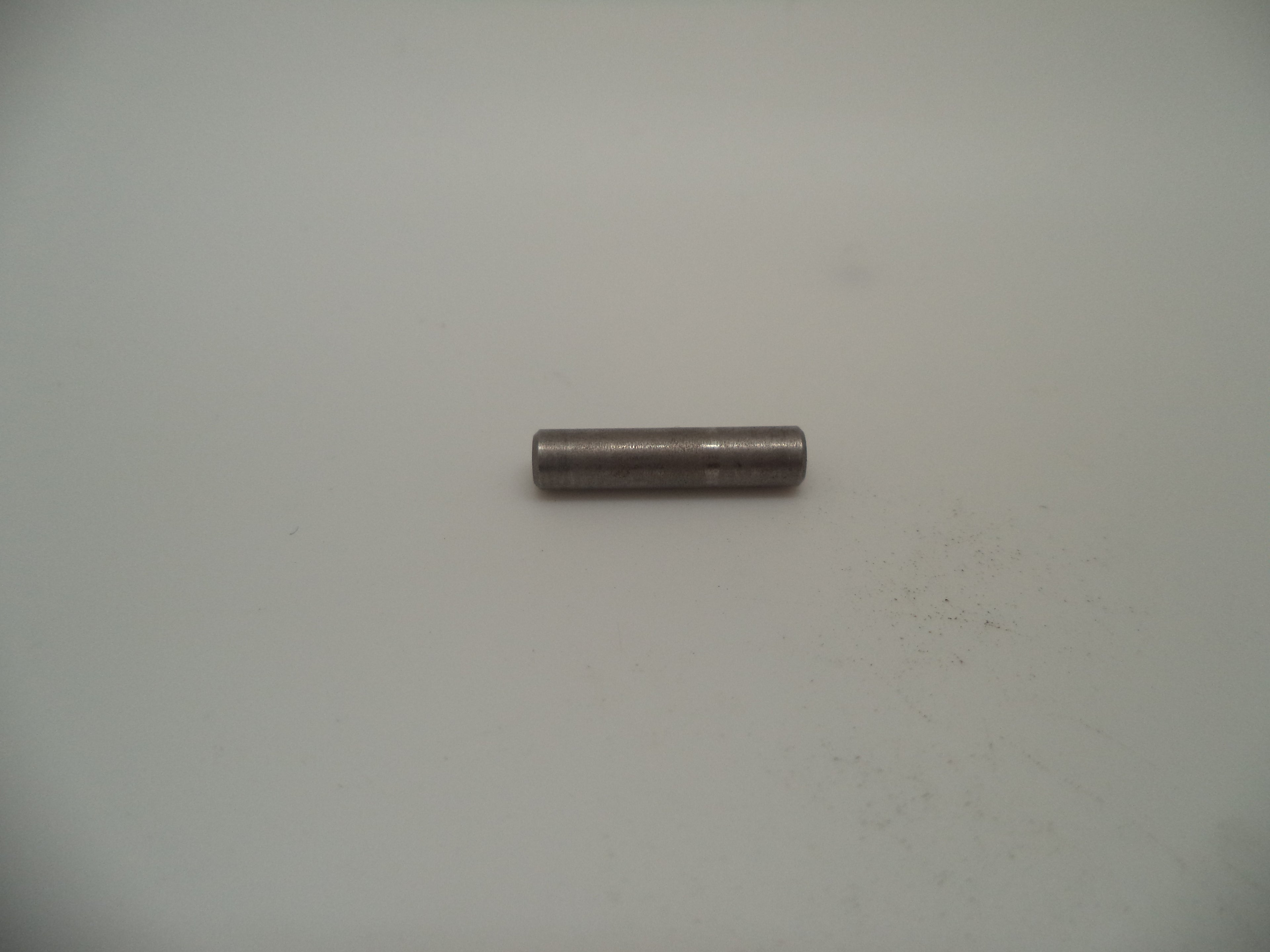 BG380N Smith & Wesson Bodyguard 380 Retaining Pin Used .380ACP