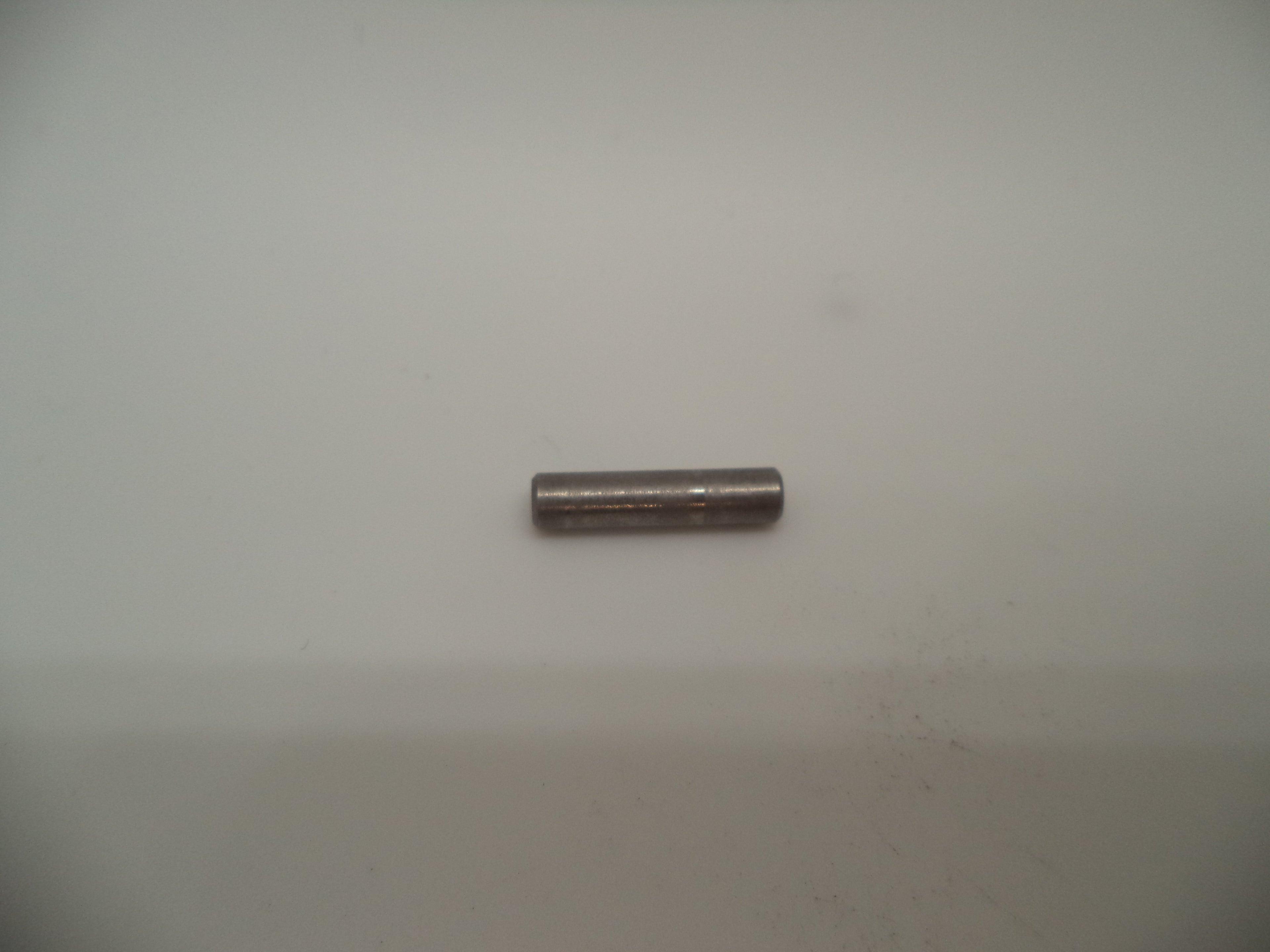 BG380N Smith & Wesson Bodyguard 380 Retaining Pin Used .380ACP
