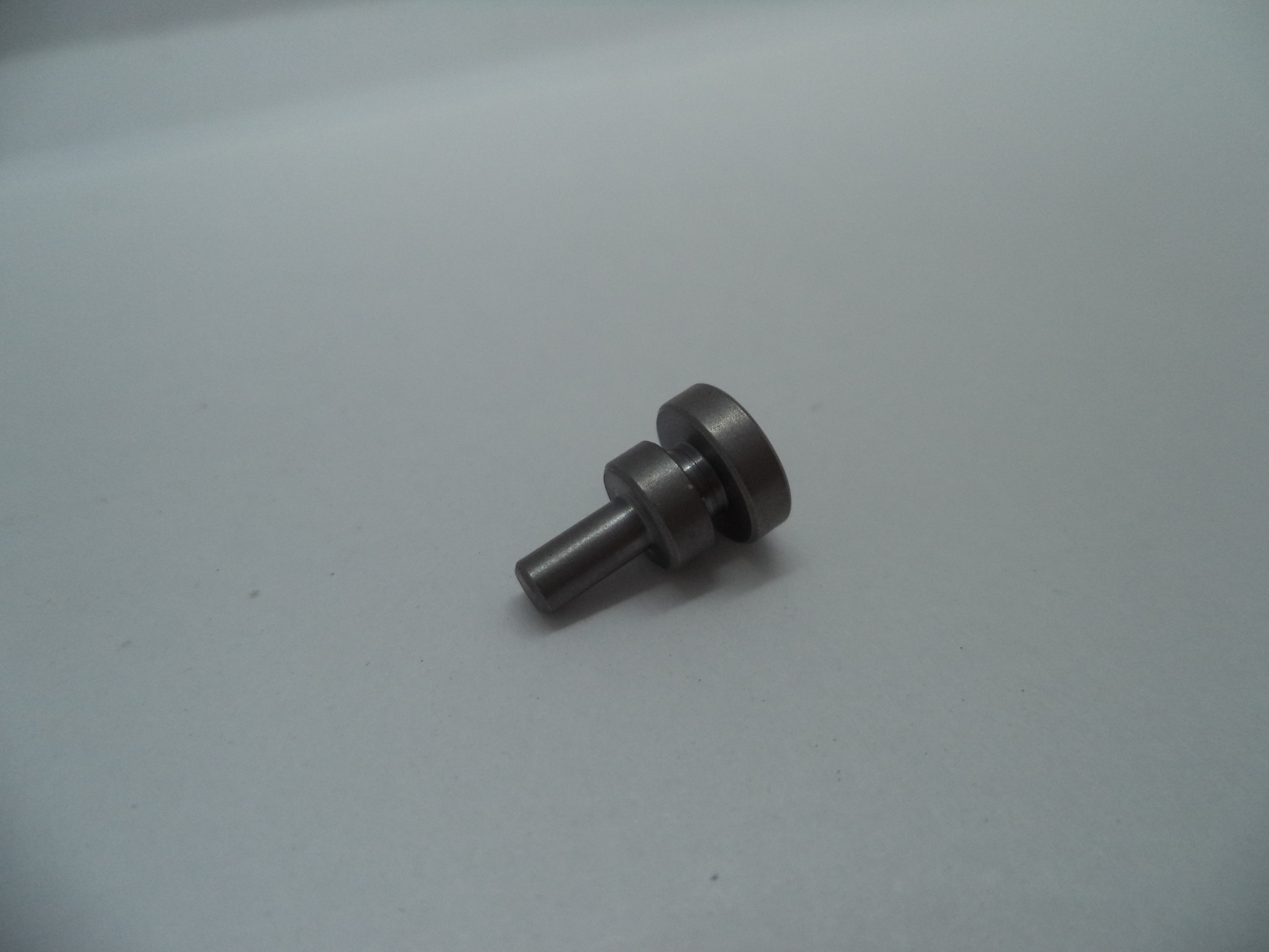 SW22 Victory Magazine Load Assist Button | S&W Part 440660000