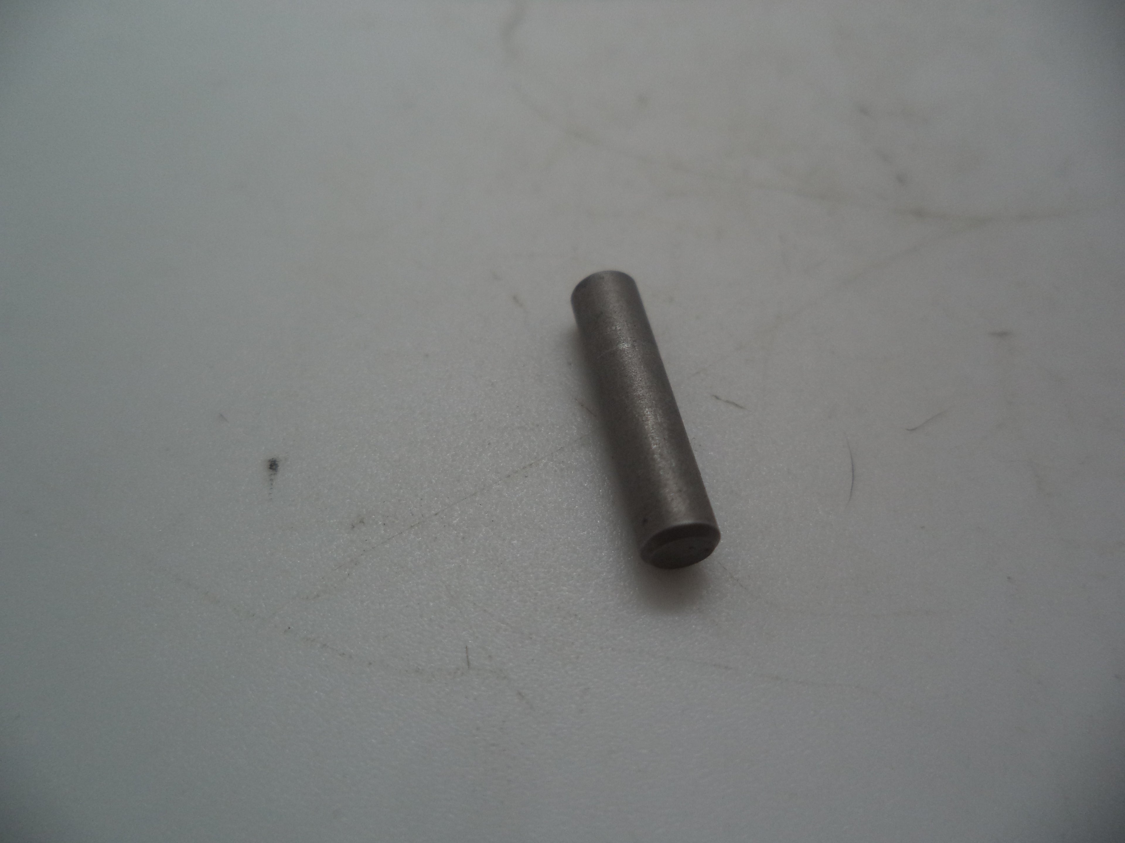 Smith & Wesson Pistol M&P Bodyguard 380 Retaining Pin Used Part 3803