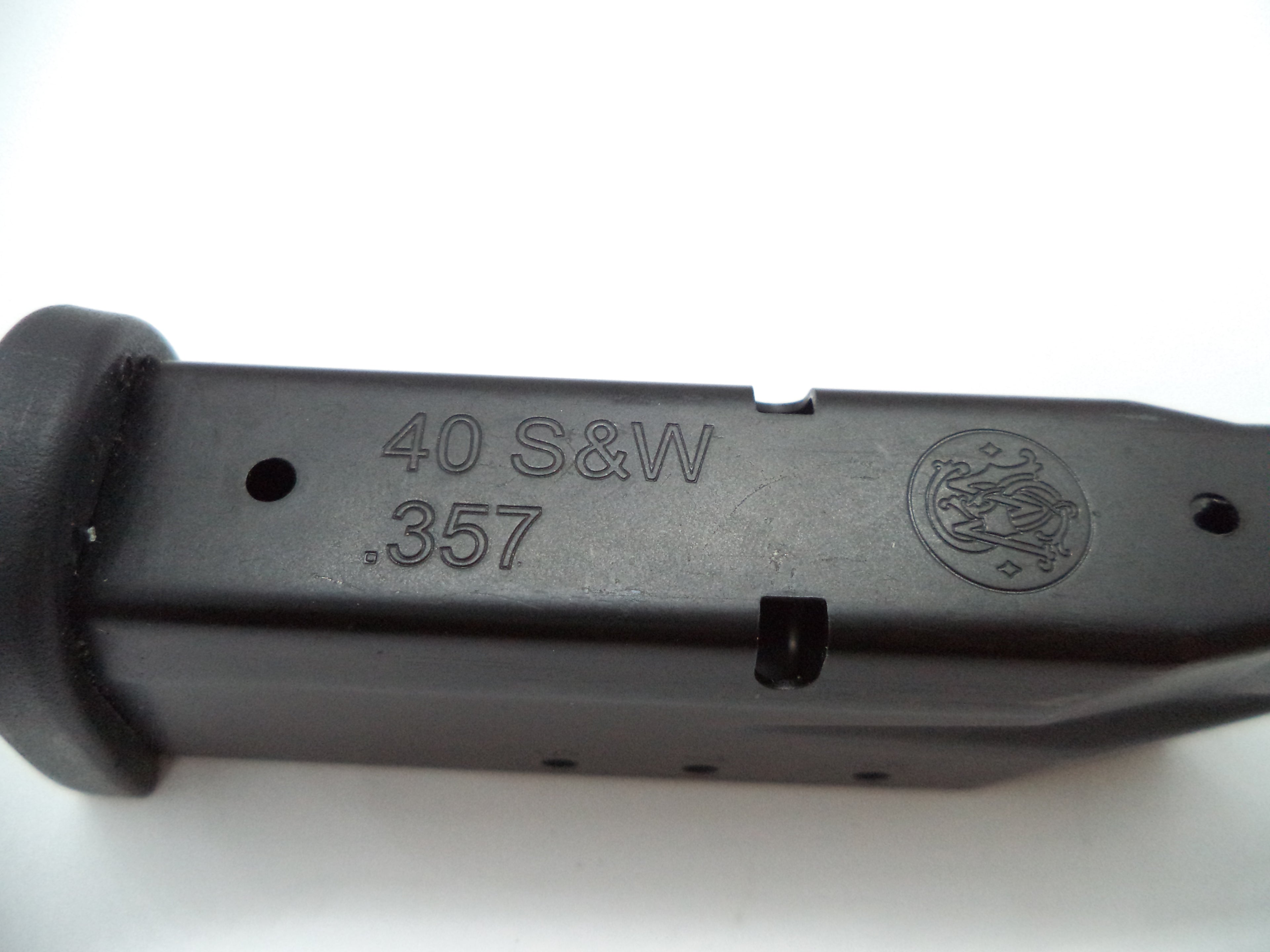 Smith & Wesson M&P 40S&W Compact 10 Round Magazine 19456A