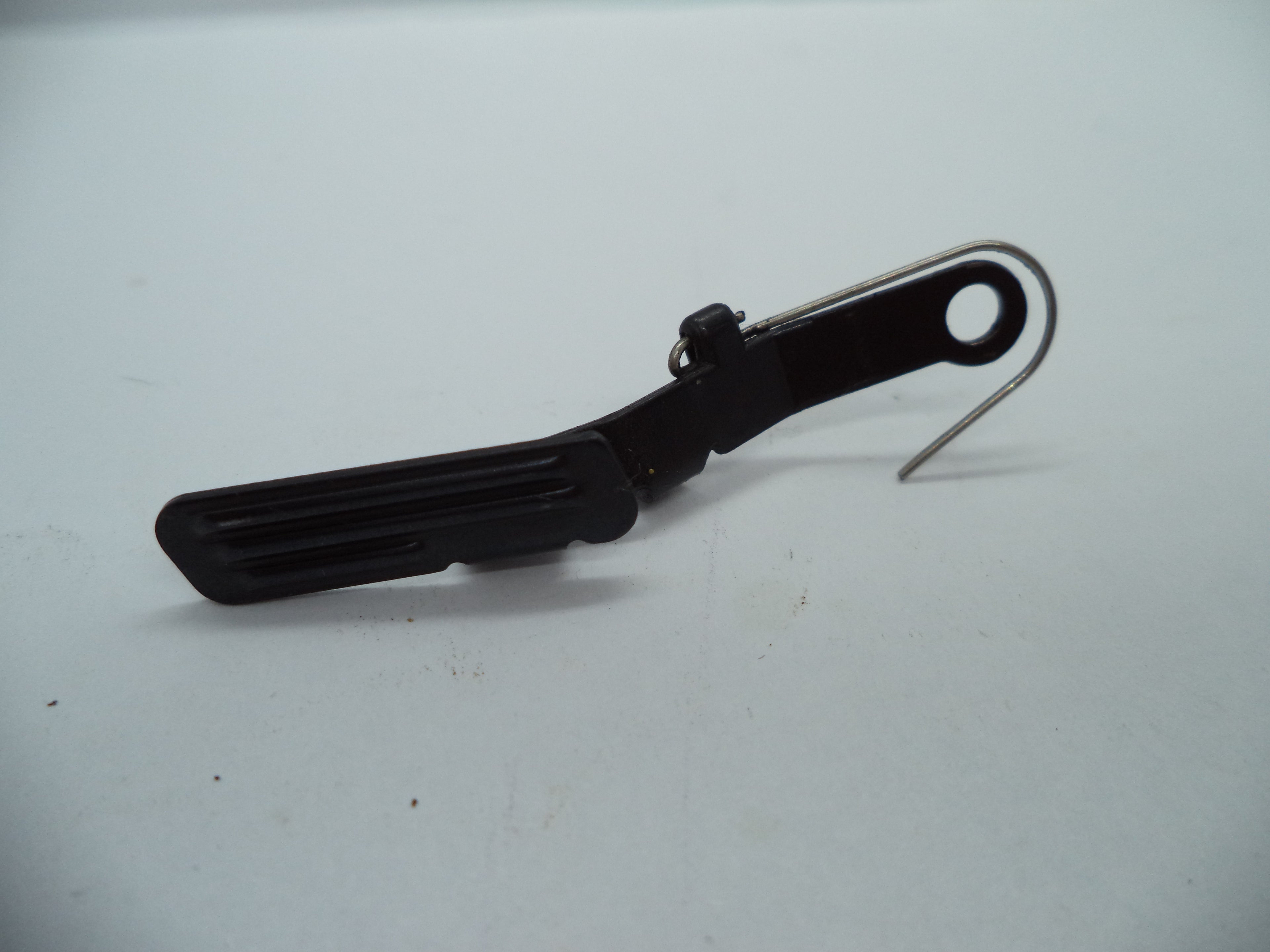 SW9C2 Smith & Wesson Pistol Model SW9VE 9 MM Slide Stop Lever Used Part