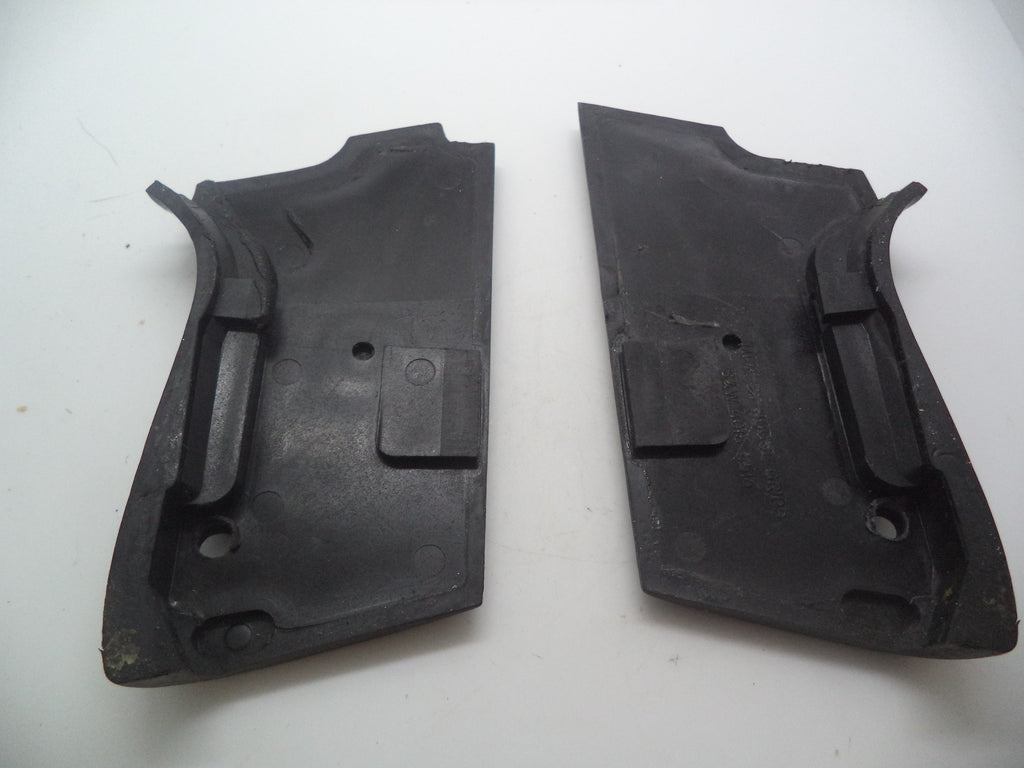 PG45 Smith & Wesson Model 4516  .45 ACP Black Rubber Pistol Grips Used Parts