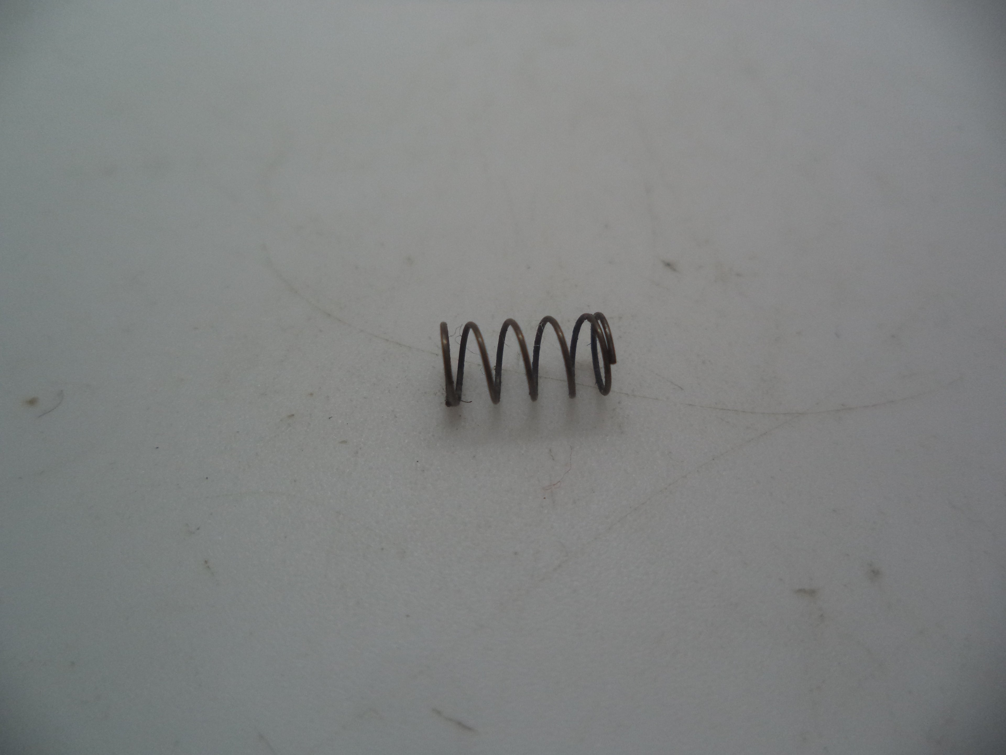 9101 Smith & Wesson Model 5903  9mm Extractor Spring Used Parts