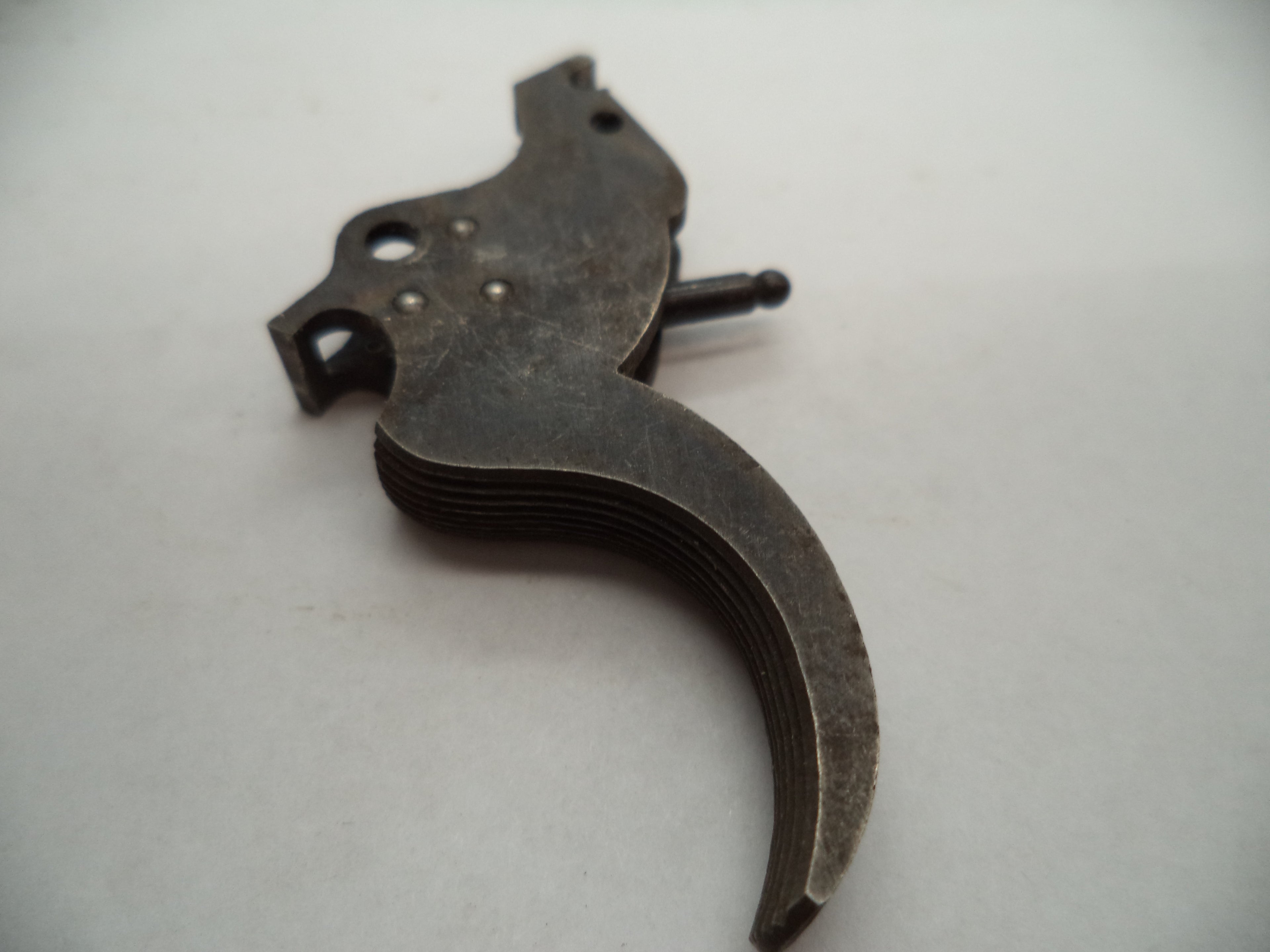 586189C Smith & Wesson L Frame Model 586 Trigger .265" Wide .357 magnum Used