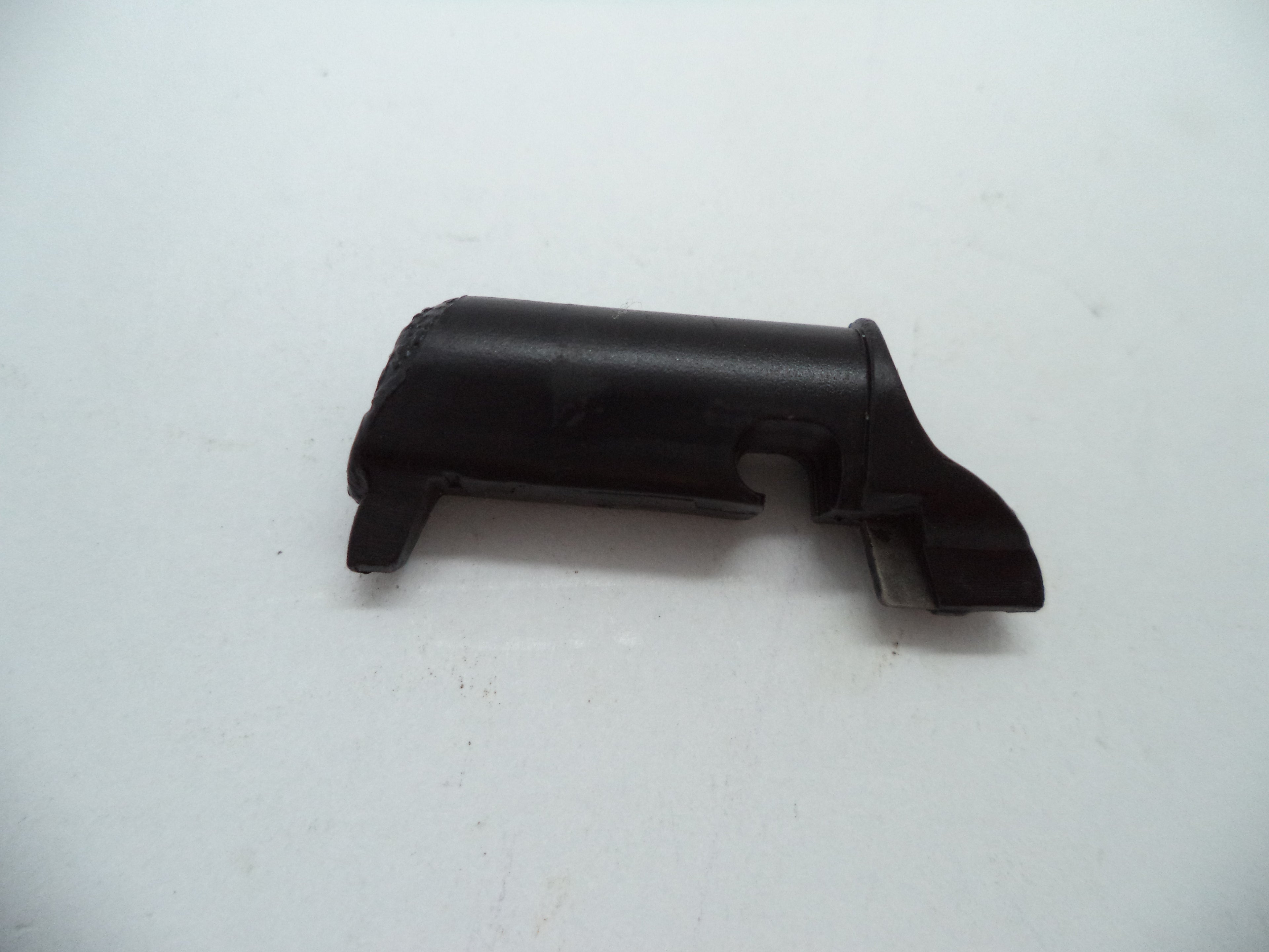 MP4026C Smith & Wesson Pistol M&P Magazine Catch Used Part .40 S&W