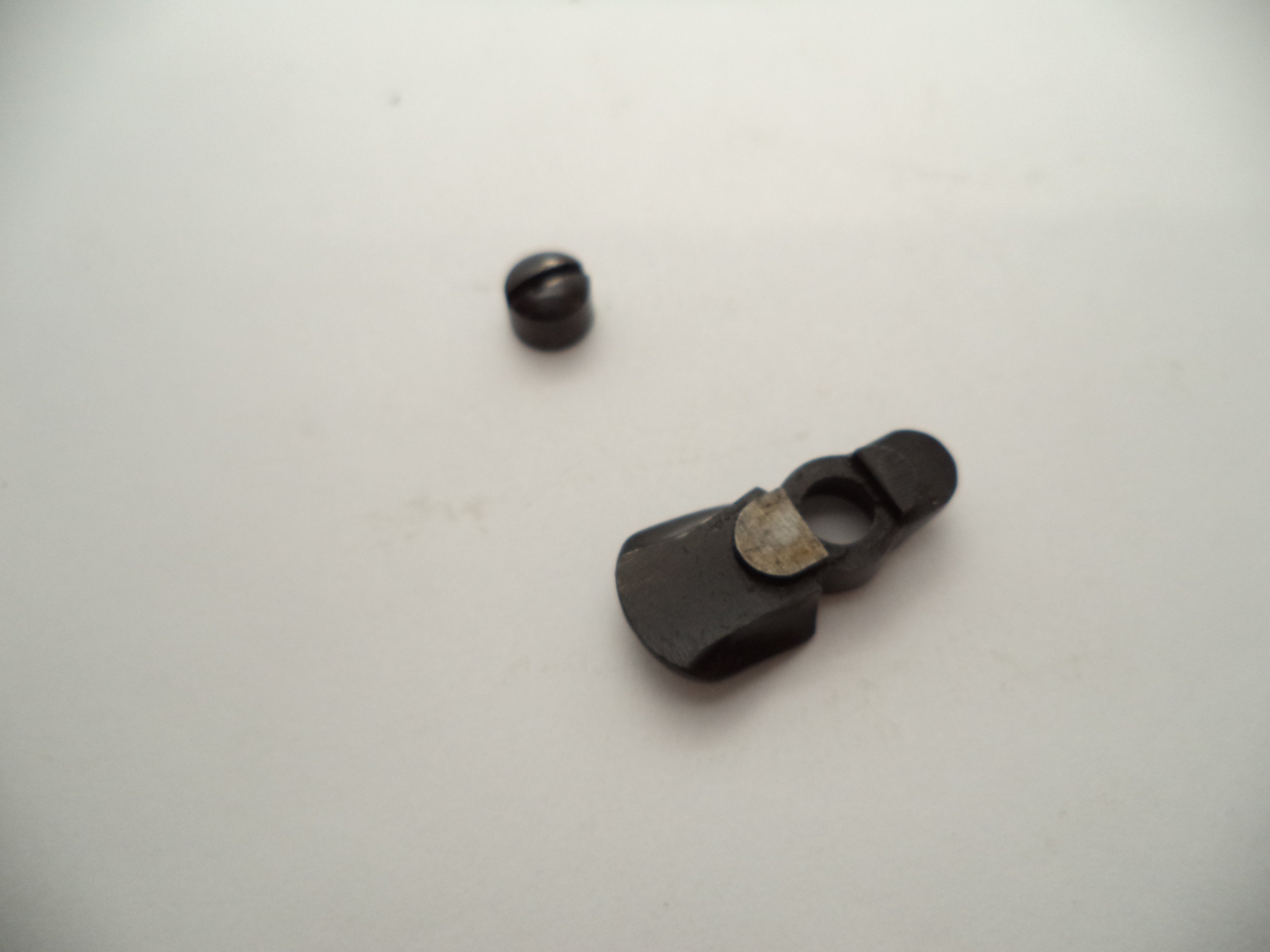 4 Smith & Wesson Revolver 22/32 Bekeart Part Thumb Piece & Nut .22 LR Rare