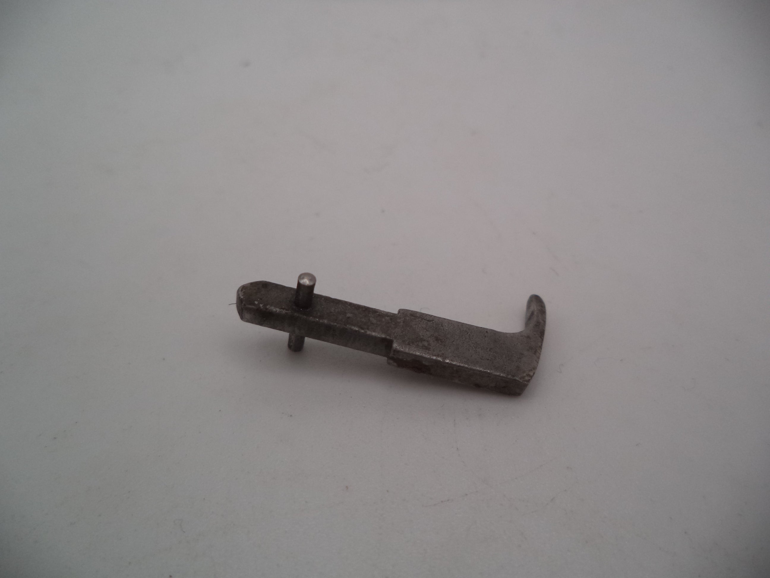 469-13AB Smith & Wesson Model 469 Disconnector Assembly 9mm  Used Part