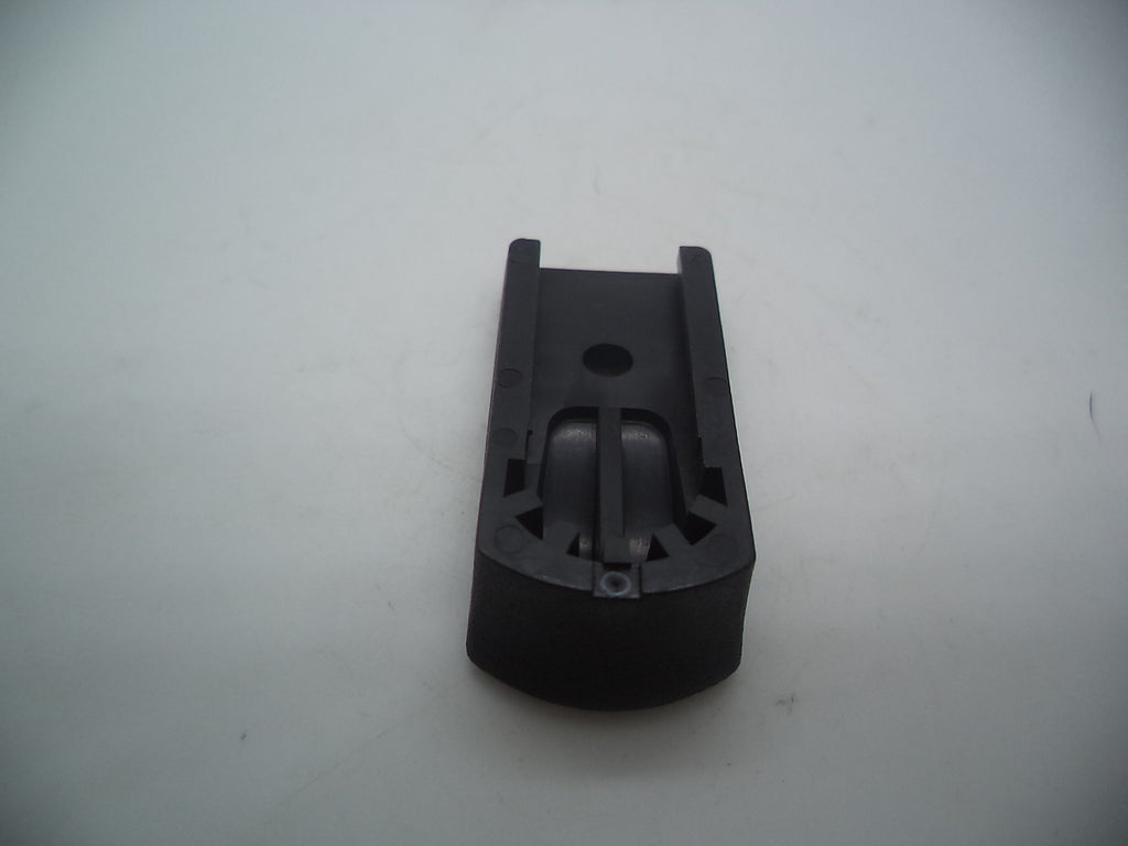 S&W Pistol Model 3913 Curved, Magazine Buttplate 9mm 108970000