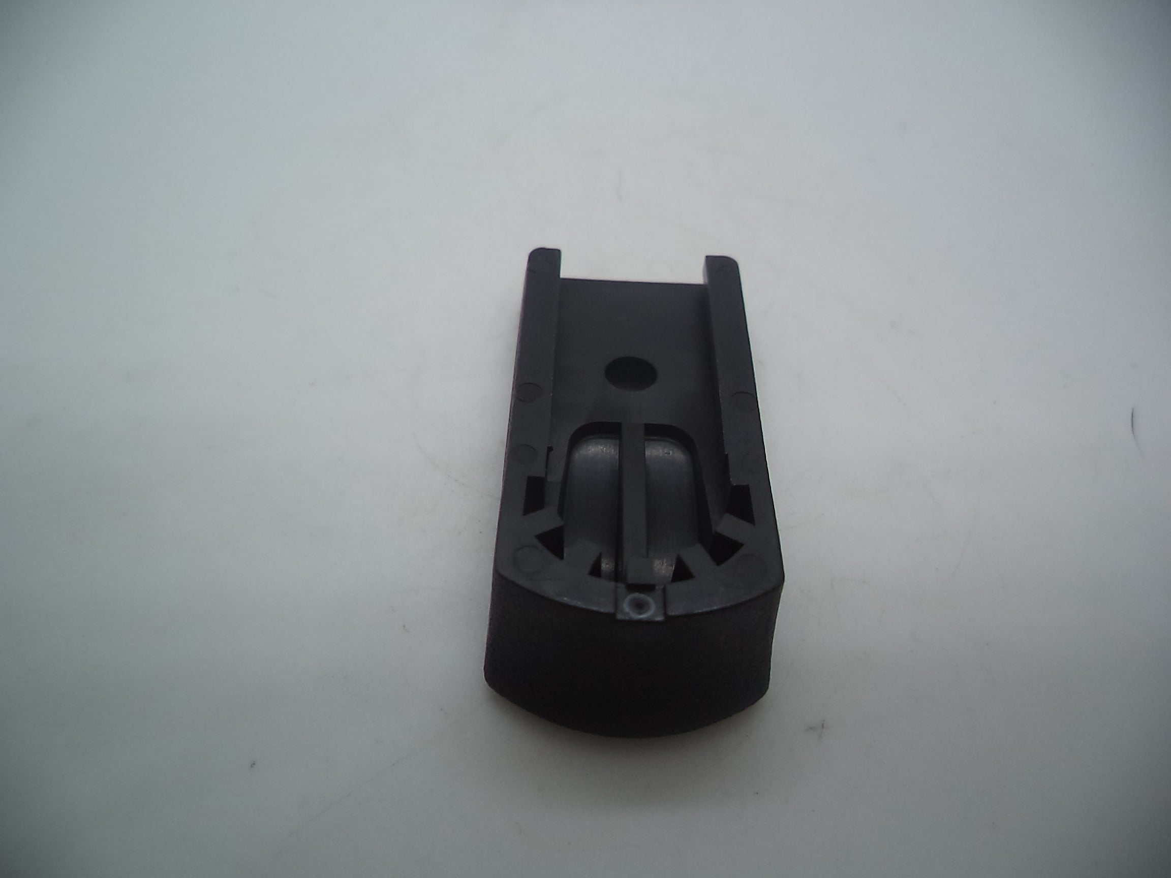 S&W Pistol Model 3913 Curved, Magazine Buttplate 9mm 108970000