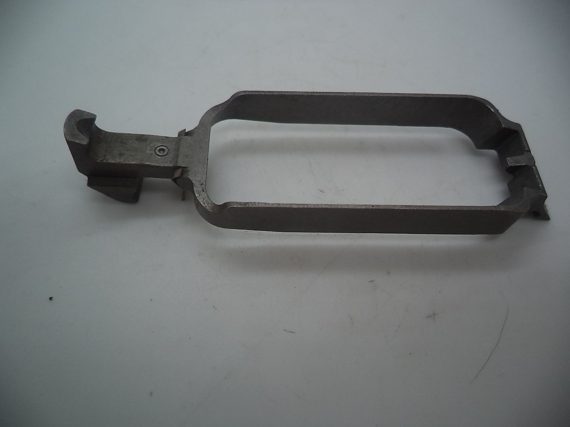 S&W Model 910 Draw Bar 91003 - 9mm Used Part