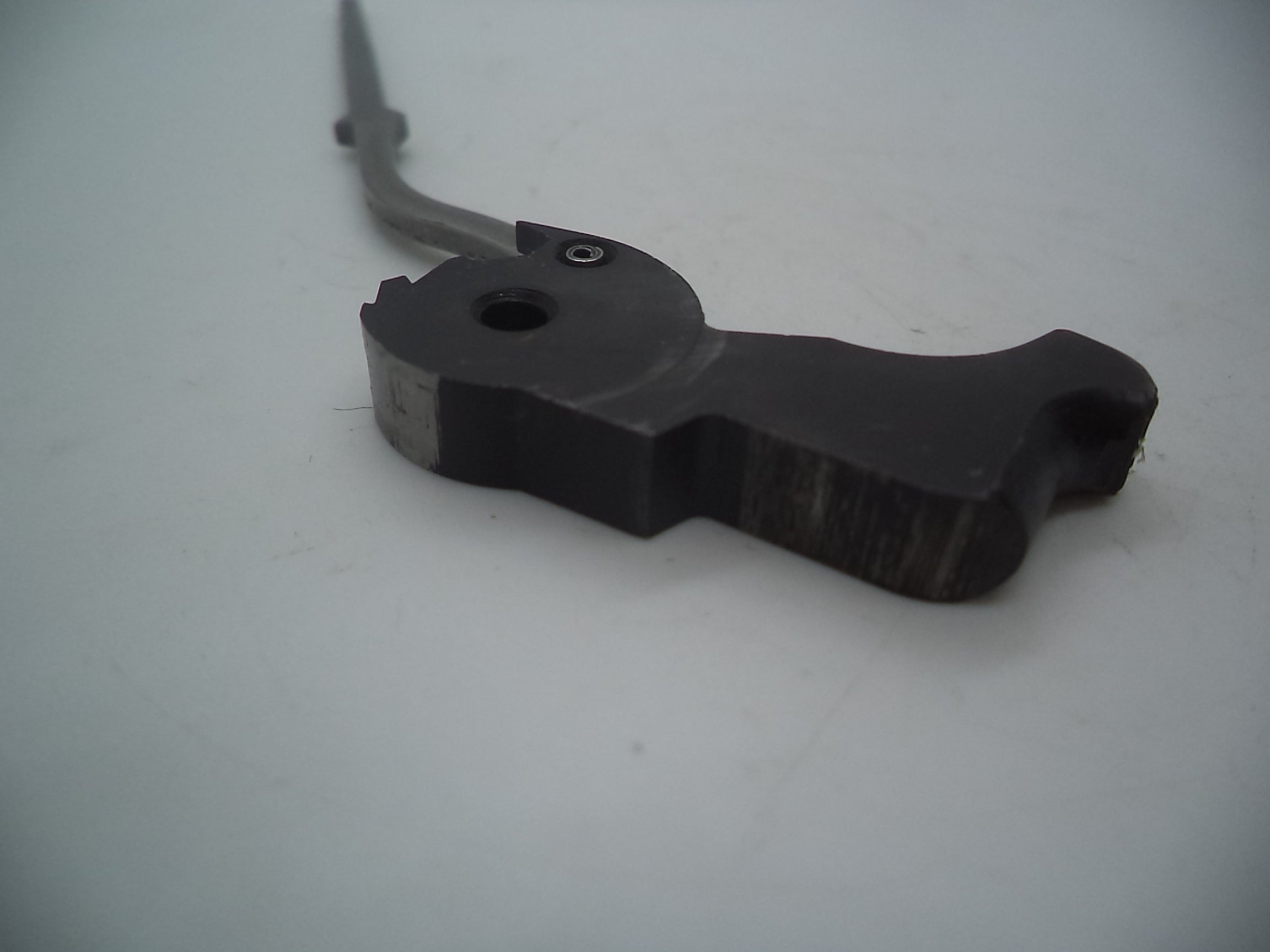 S&W Model 910 Hammer & Stirrup 91004 - 9mm Used Part