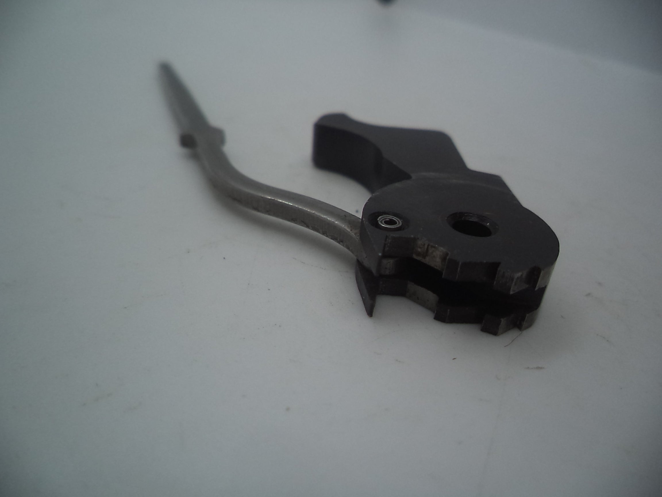 S&W Model 910 Hammer & Stirrup 91004 - 9mm Used Part