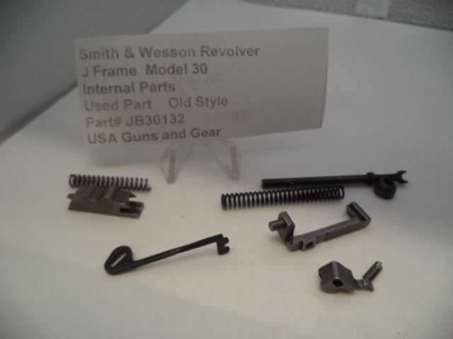 S & W Revolver J Frame Model 30 Internal Parts .32 Long Blue Steel Old Style Used JB30132