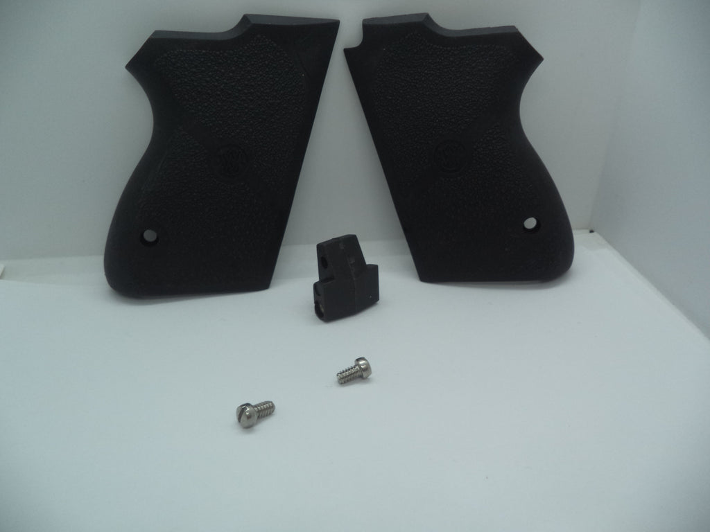 Smith & Wesson CS40/CS45 Black Rubber Grips with Hardware - 263300000