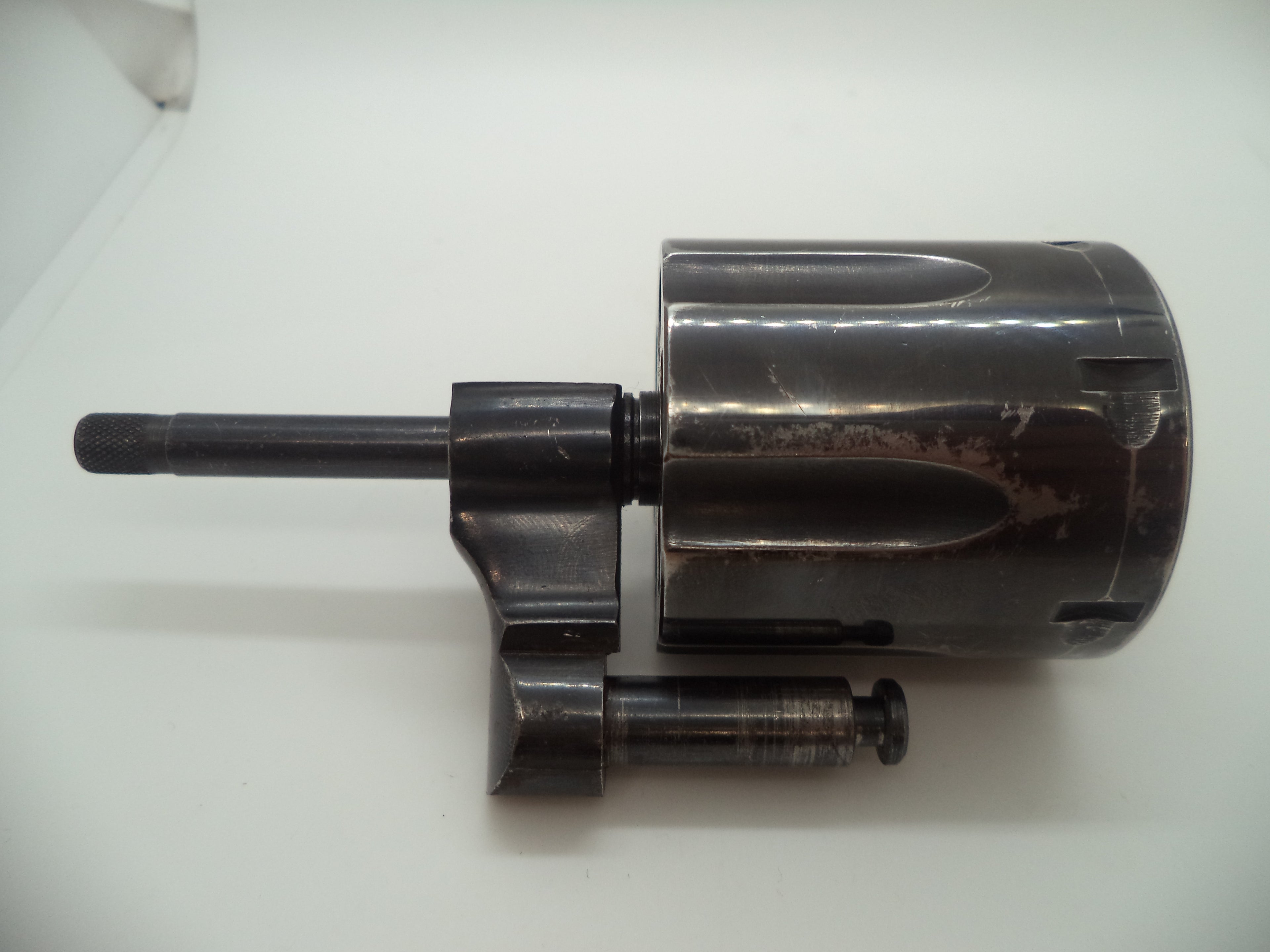 Smith & Wesson L Frame Model 586 Cylinder Assembly - Old Style Blue Steel .357 Magnum - Used OEM Part 58676A