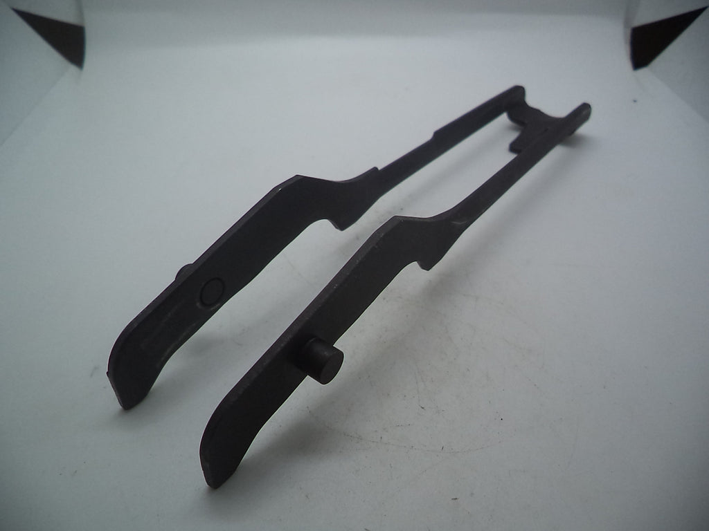 16G Mossberg 12 Gauge Pump Shotgun Model 500A & 590 Used Elevator