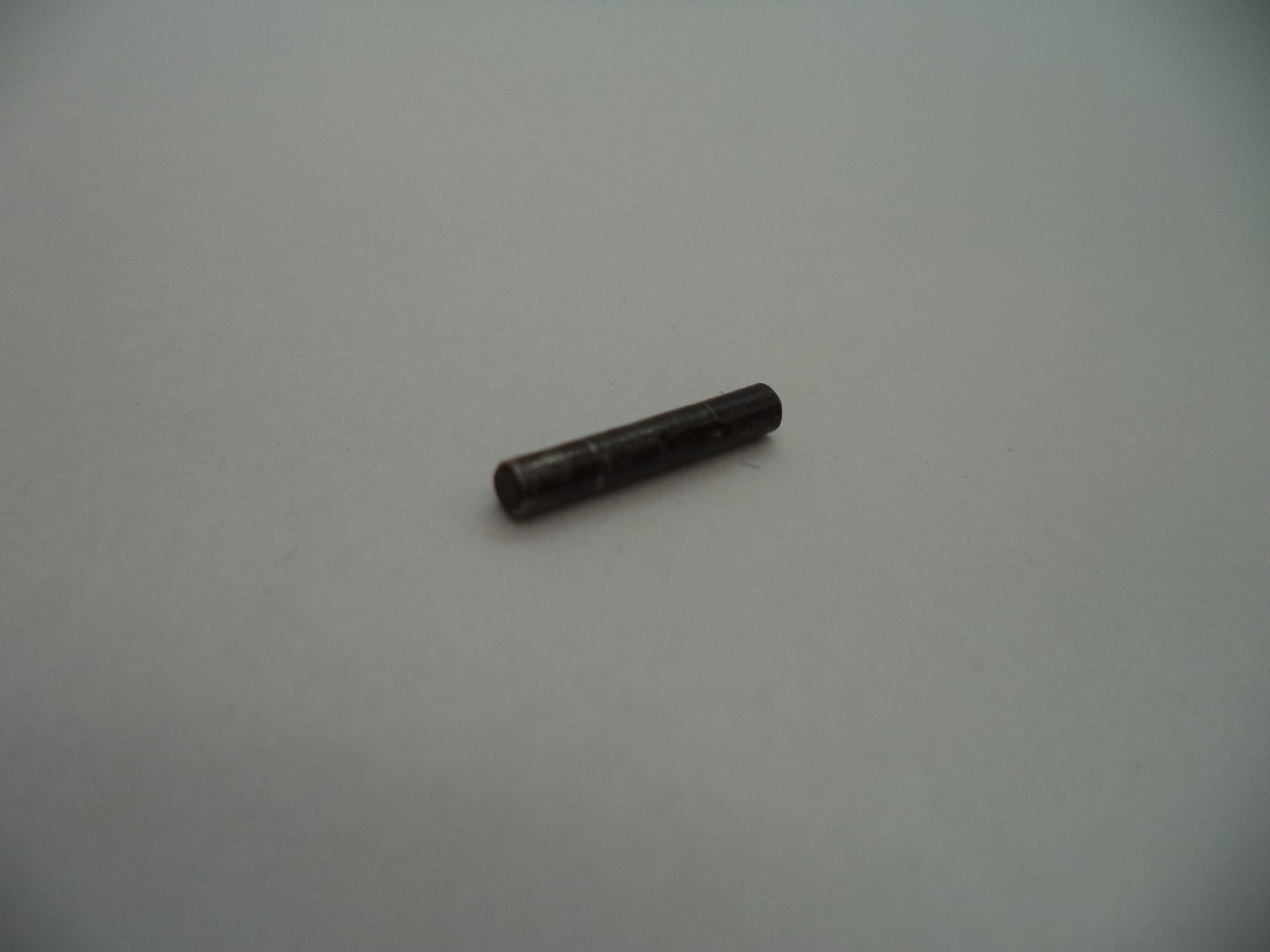 B19 Beretta Pistol Model 950-BS .25 ACP Sear Pin Used Part