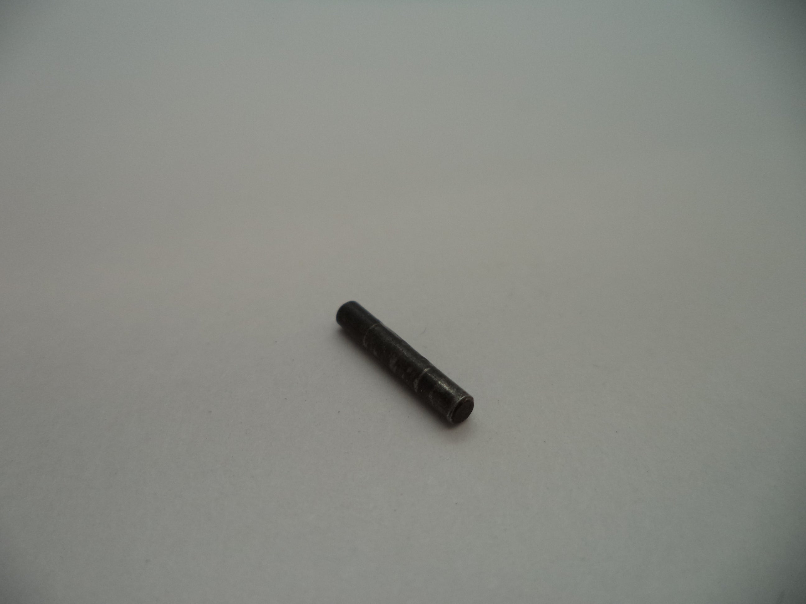 B19 Beretta Pistol Model 950-BS .25 ACP Sear Pin Used Part