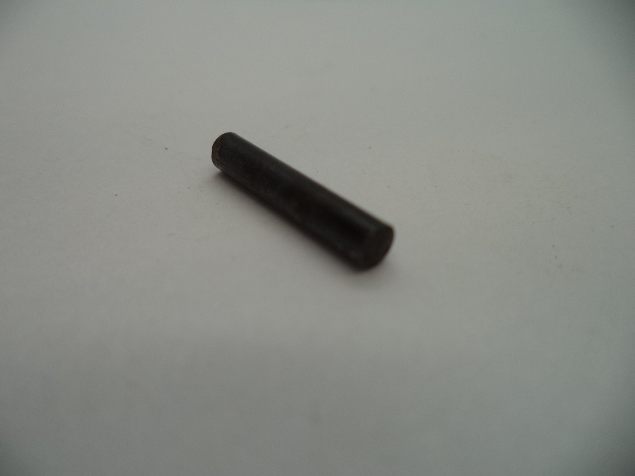 B27 Beretta Pistol Model 950-BS .25 ACP Trigger Pin Used Part