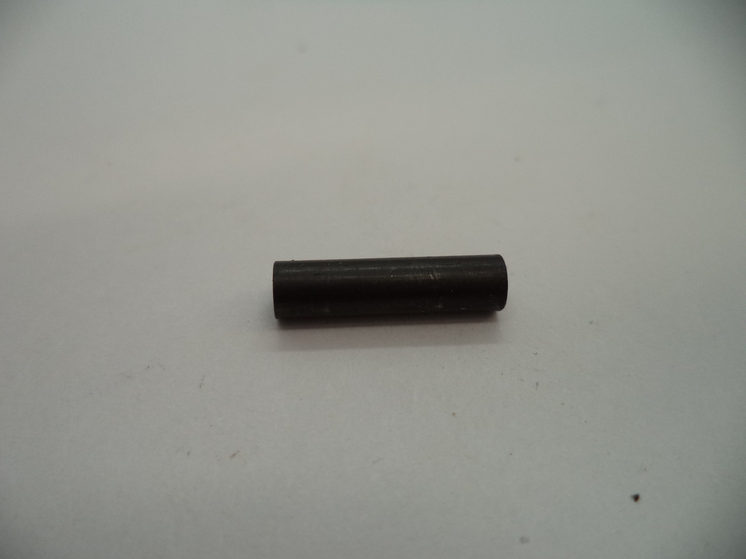 B24 Beretta Pistol Model 950-BS .25 ACP Recoil Spring Pin Used Parts