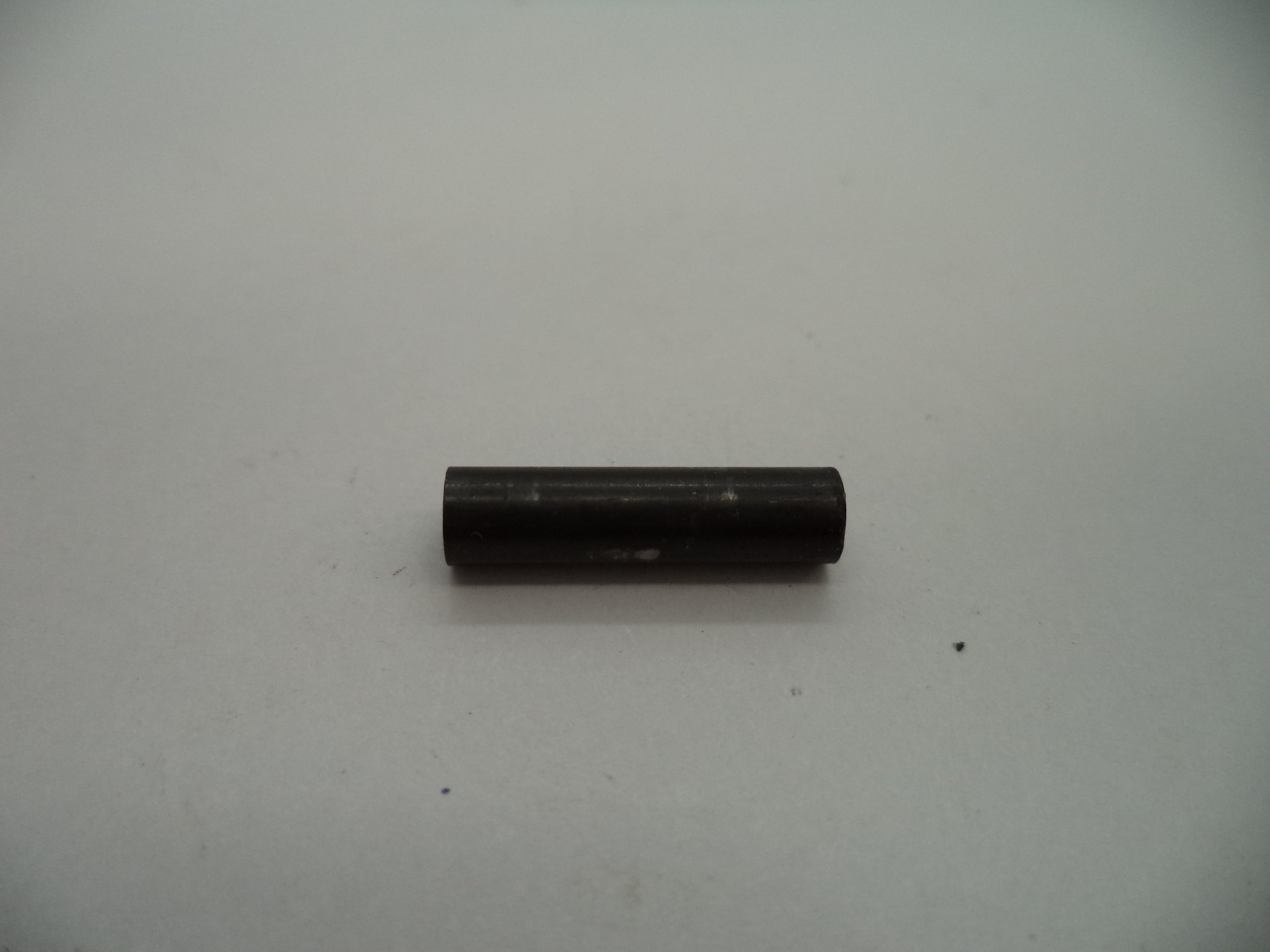 B24 Beretta Pistol Model 950-BS .25 ACP Recoil Spring Pin Used Parts