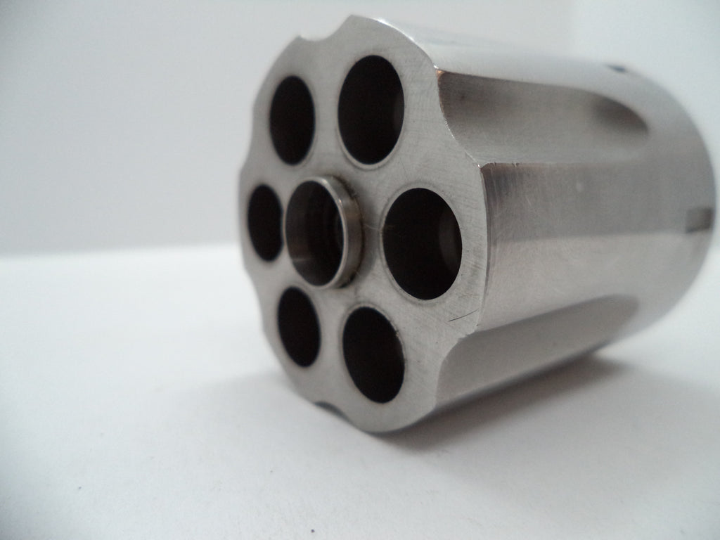 Smith & Wesson L Frame Model 681 Revolver .357 Cylinder w/Extractor Non Recessed Stainless Steel Used 68158