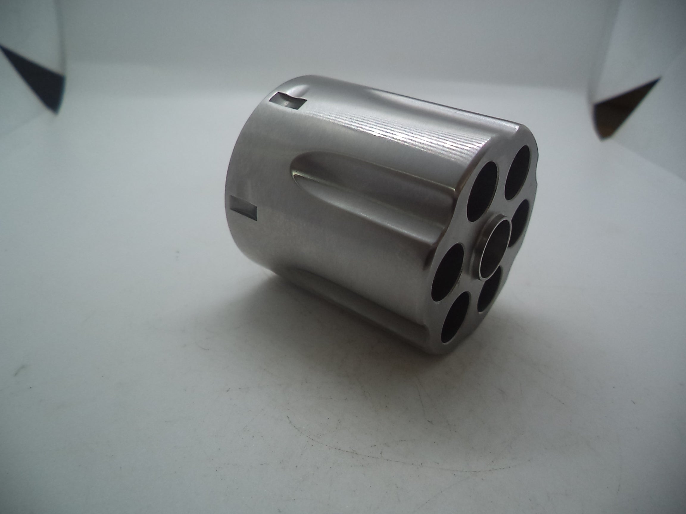 412100000 Smith & Wesson Revolver L Frame Model 686 Cylinder .357 Magnum