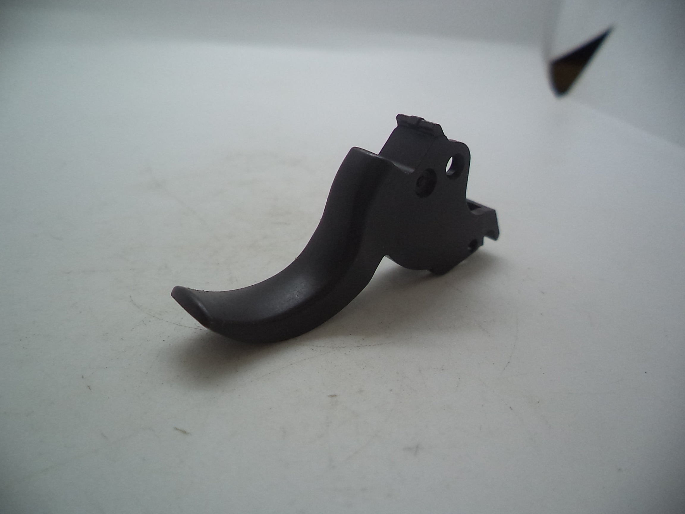 Smith & Wesson L Frame Model 386 Night Guard Trigger MIM Factory New Part 228800000
