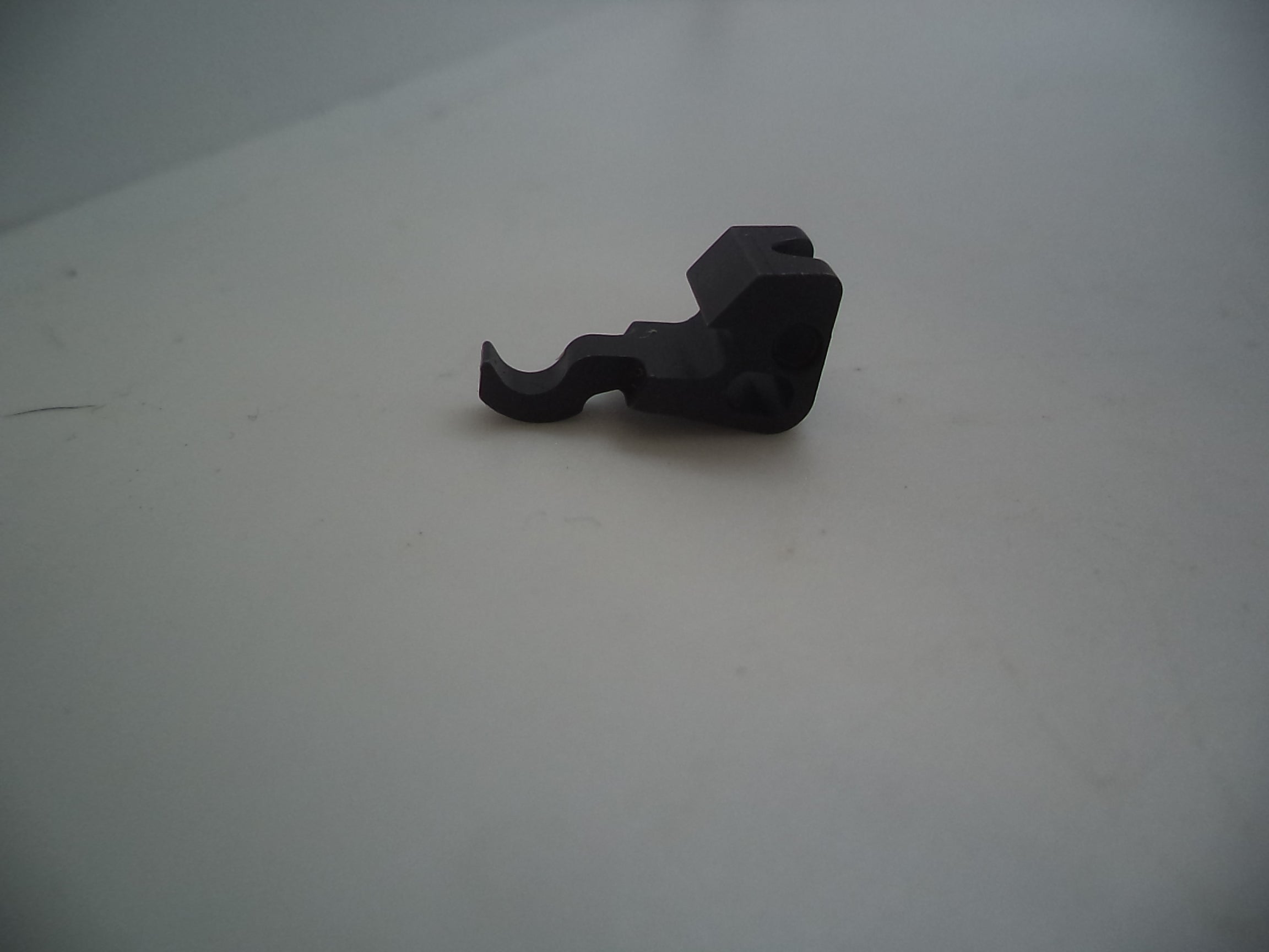 Smith & Wesson X Frame Model 500 Cylinder Stop - 241960000