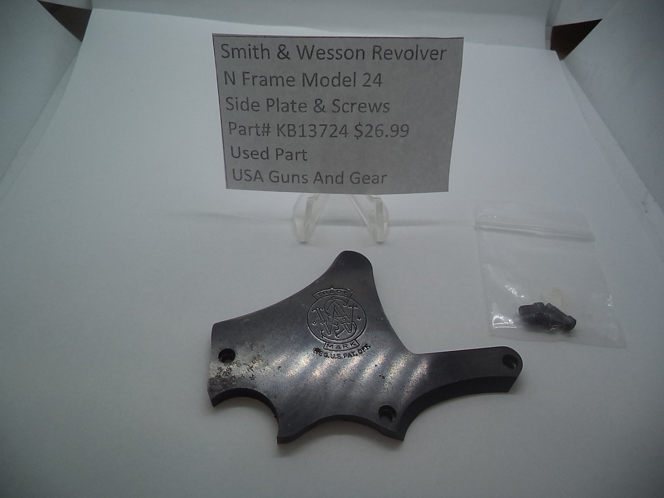 KB13724 Smith & Wesson N Frame Revolver Model 24 Sideplate & Screws Used